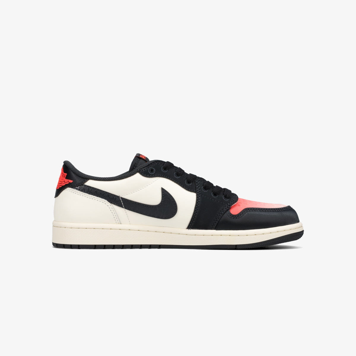 NIKE AIR JORDAN 1 RETRO LOW OG × PARIS SAINT GERMAIN