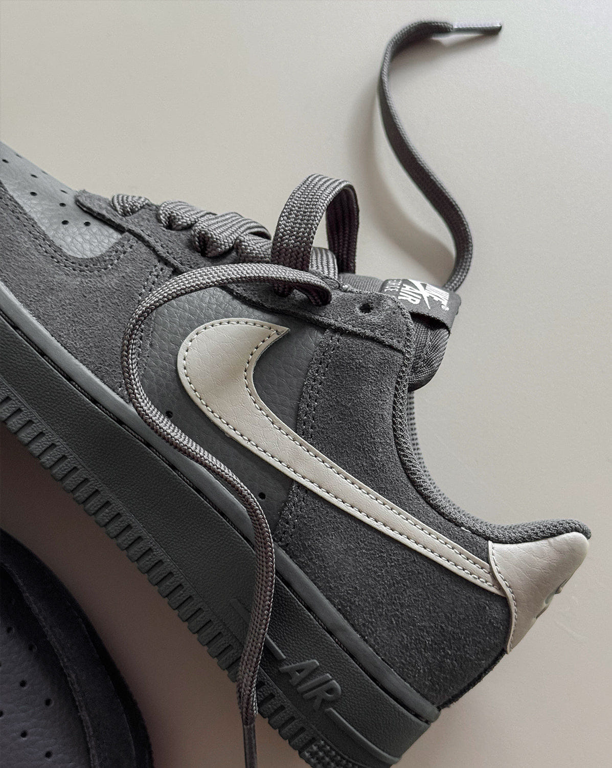 Nike Wmns Air Force 1 '07 Low