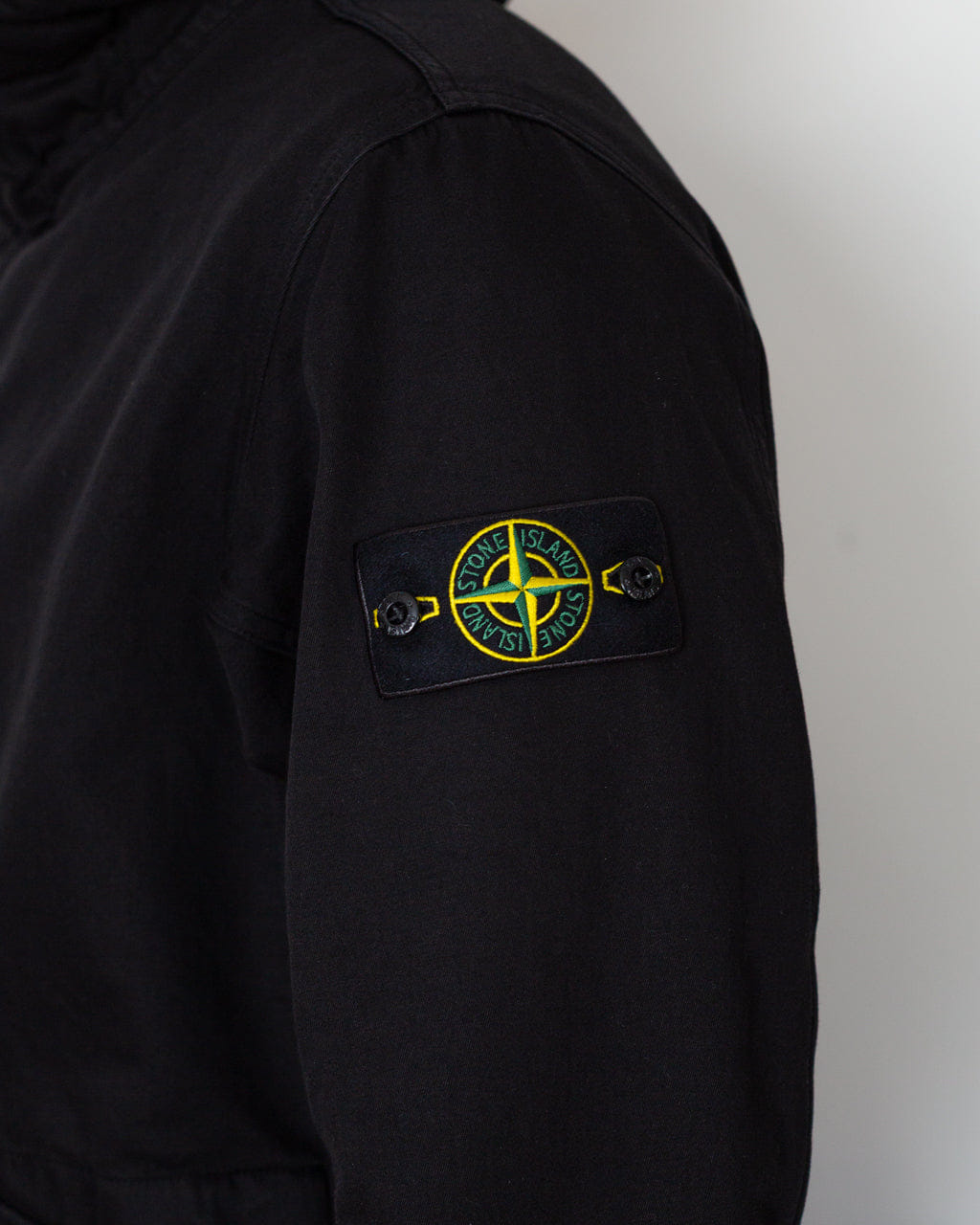 Stone Island Cotton Linen Drill Short Parka - Black V0029