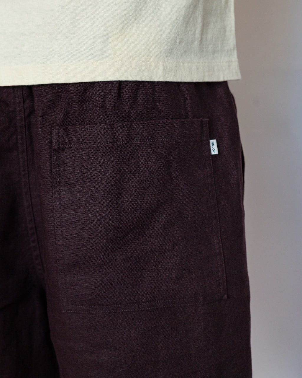 NN07 Gregor Shorts 1454 - Dusky Port
