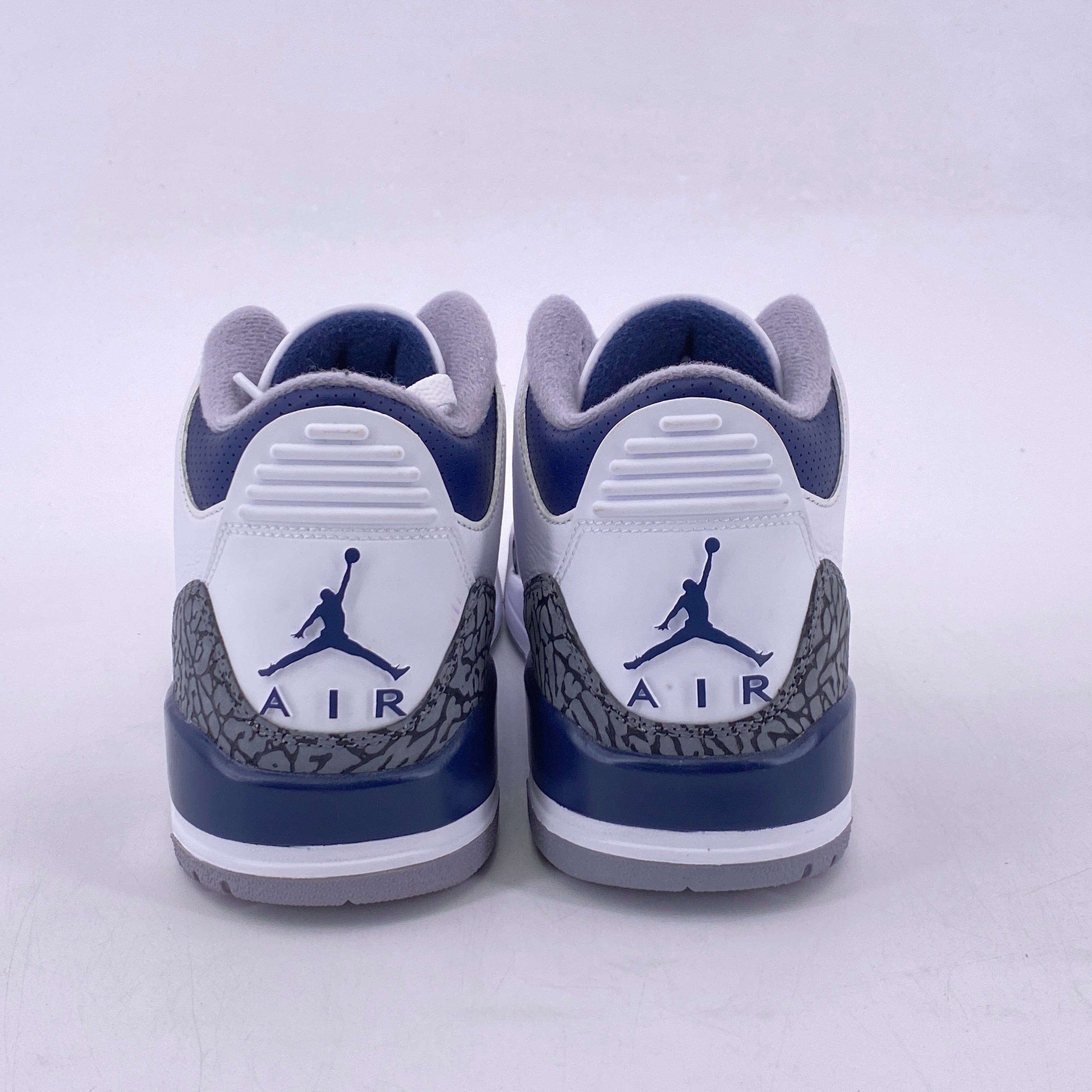 Air Jordan 3 Retro "Midnight Navy" 2023 New Size 9.5