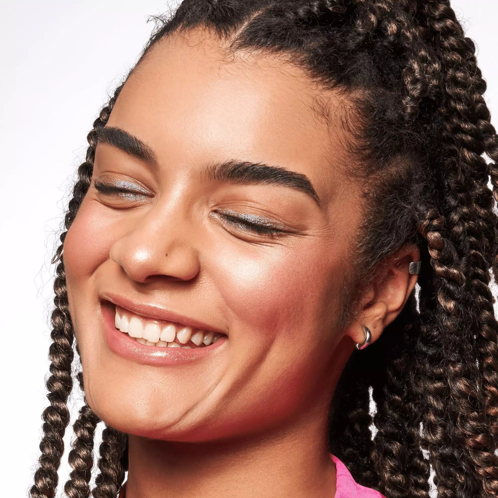 Essence Baby Got Glow Liquid Highlighter - 30 Breezy Bronze