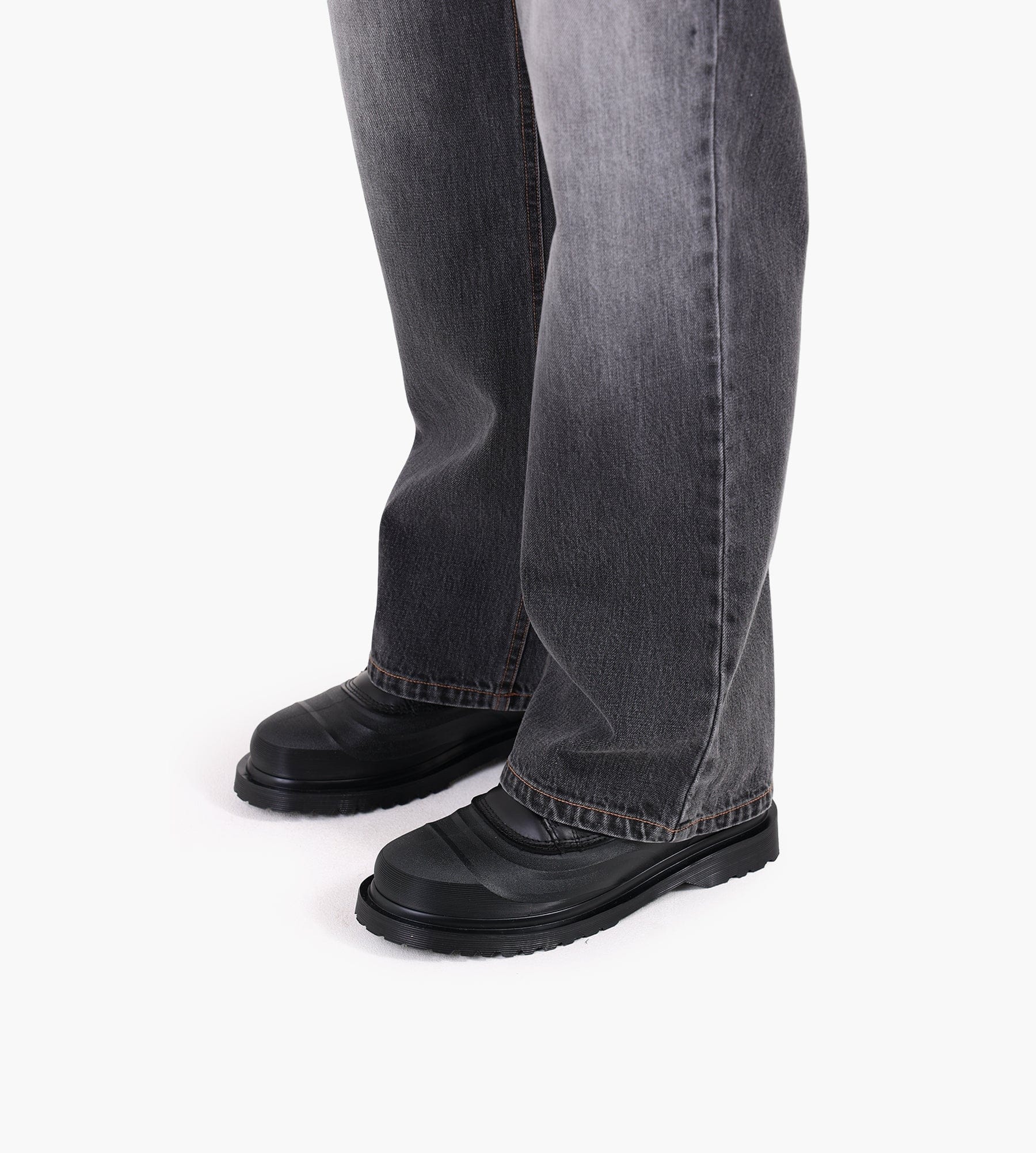 Pinkorange Stonewashed Jeans Grey