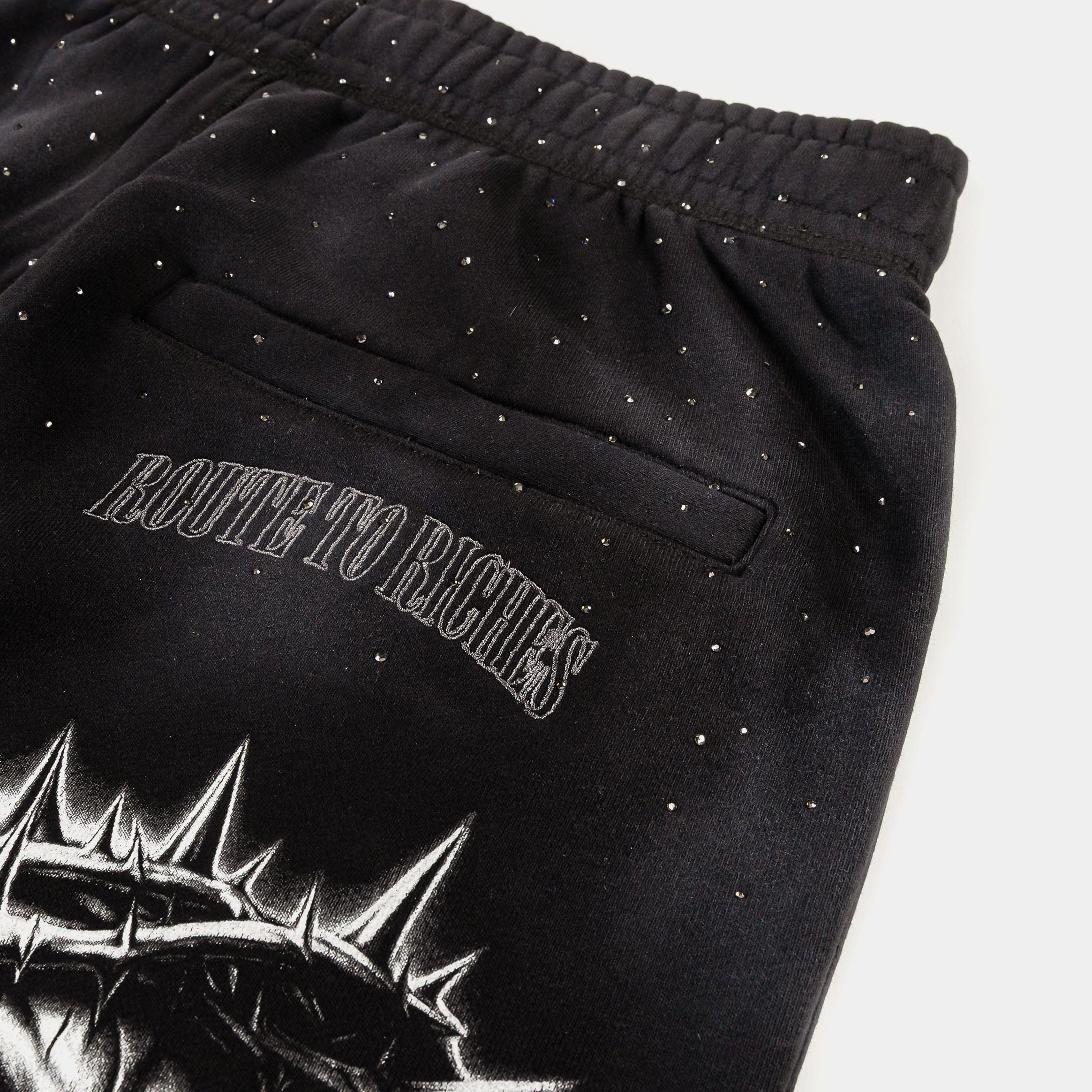 ROUTE TO RICHES Crown Of Thorns Long Washed Mens Shorts (Grey/White)