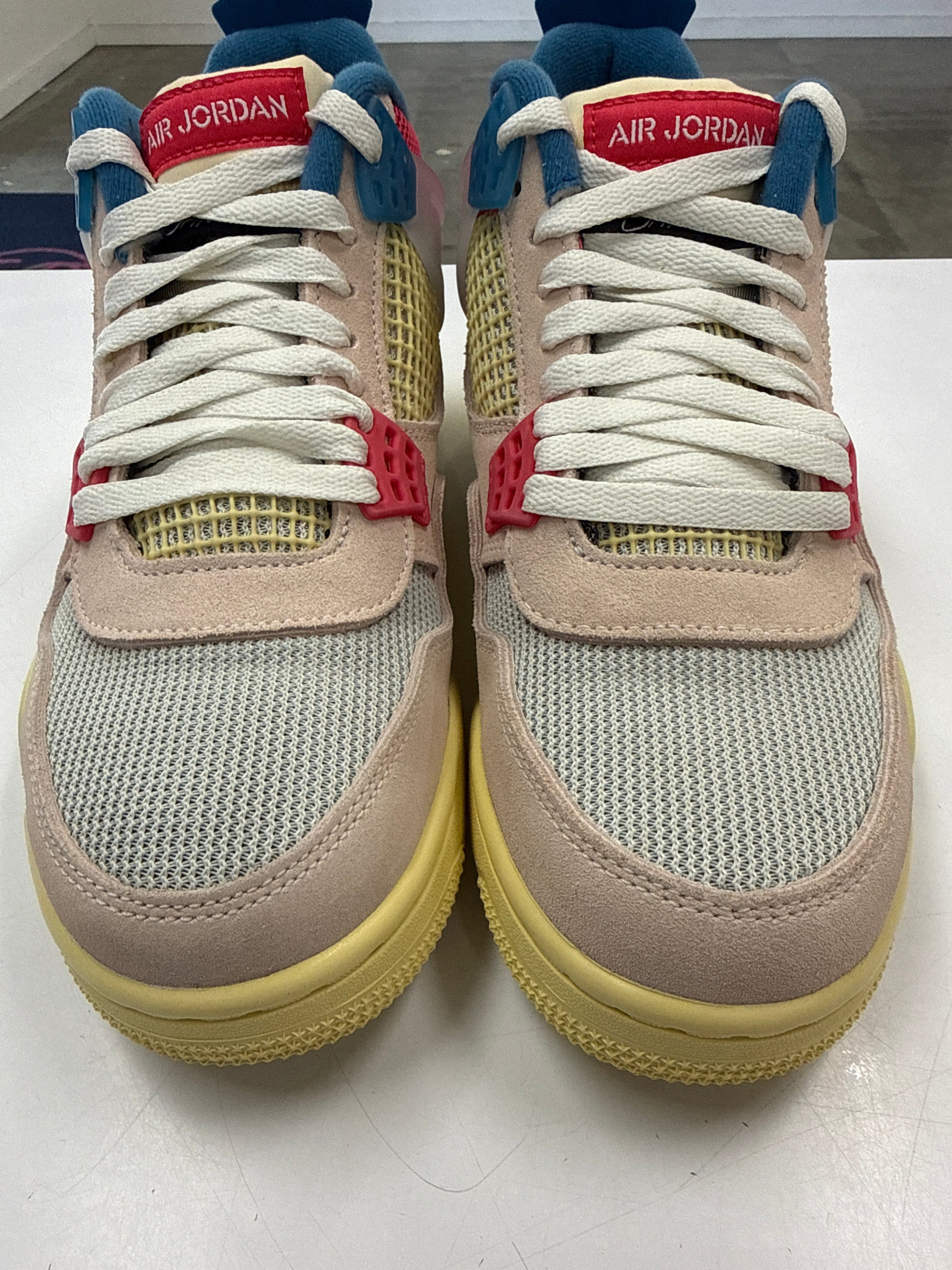 AIR JORDAN 4 UNION GUAVA - SIZE 9.5 (WORN)