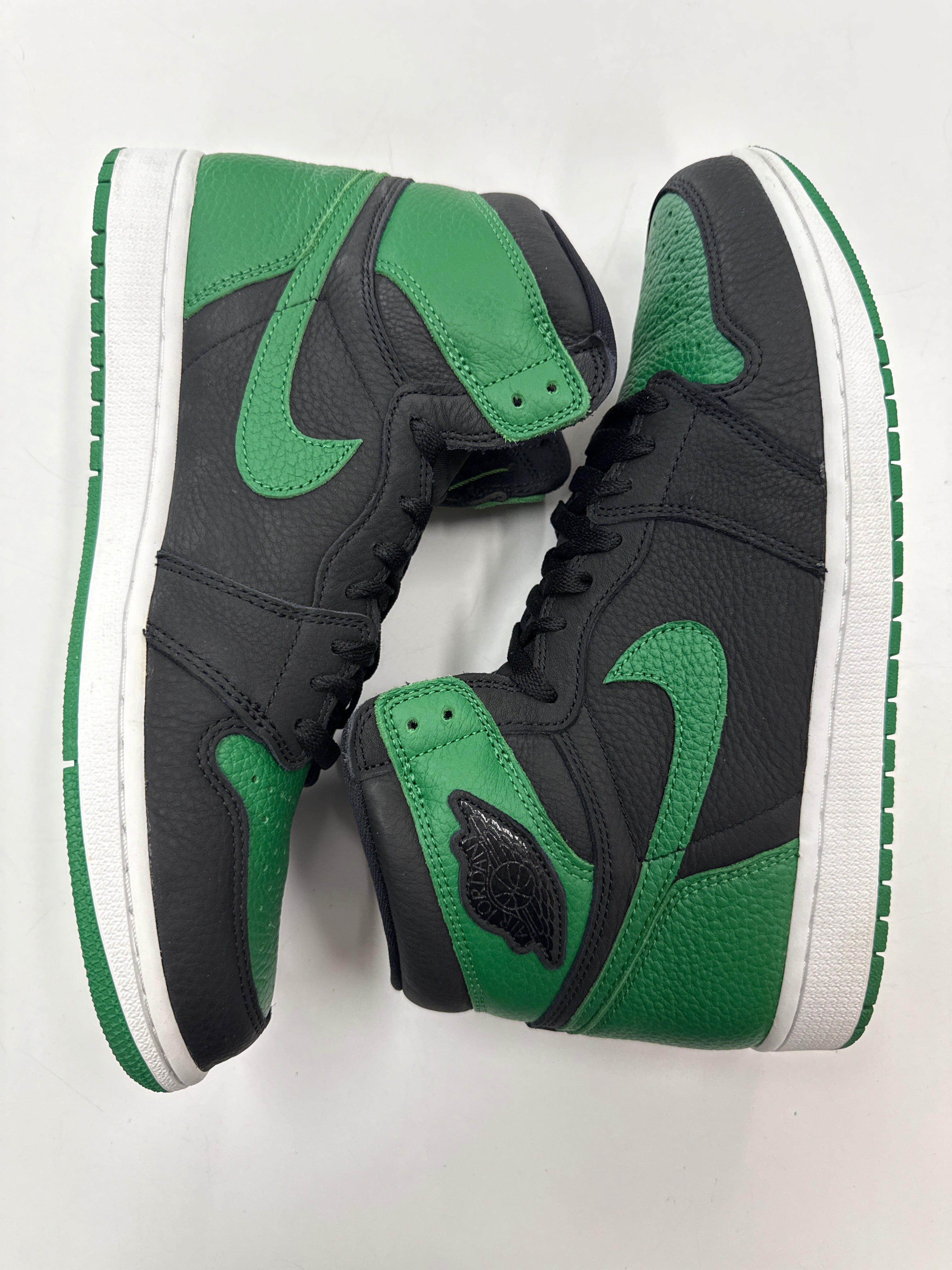 AIR JORDAN 1 HIGH PINE GREEN BLACK - SIZE 11 (WORN)