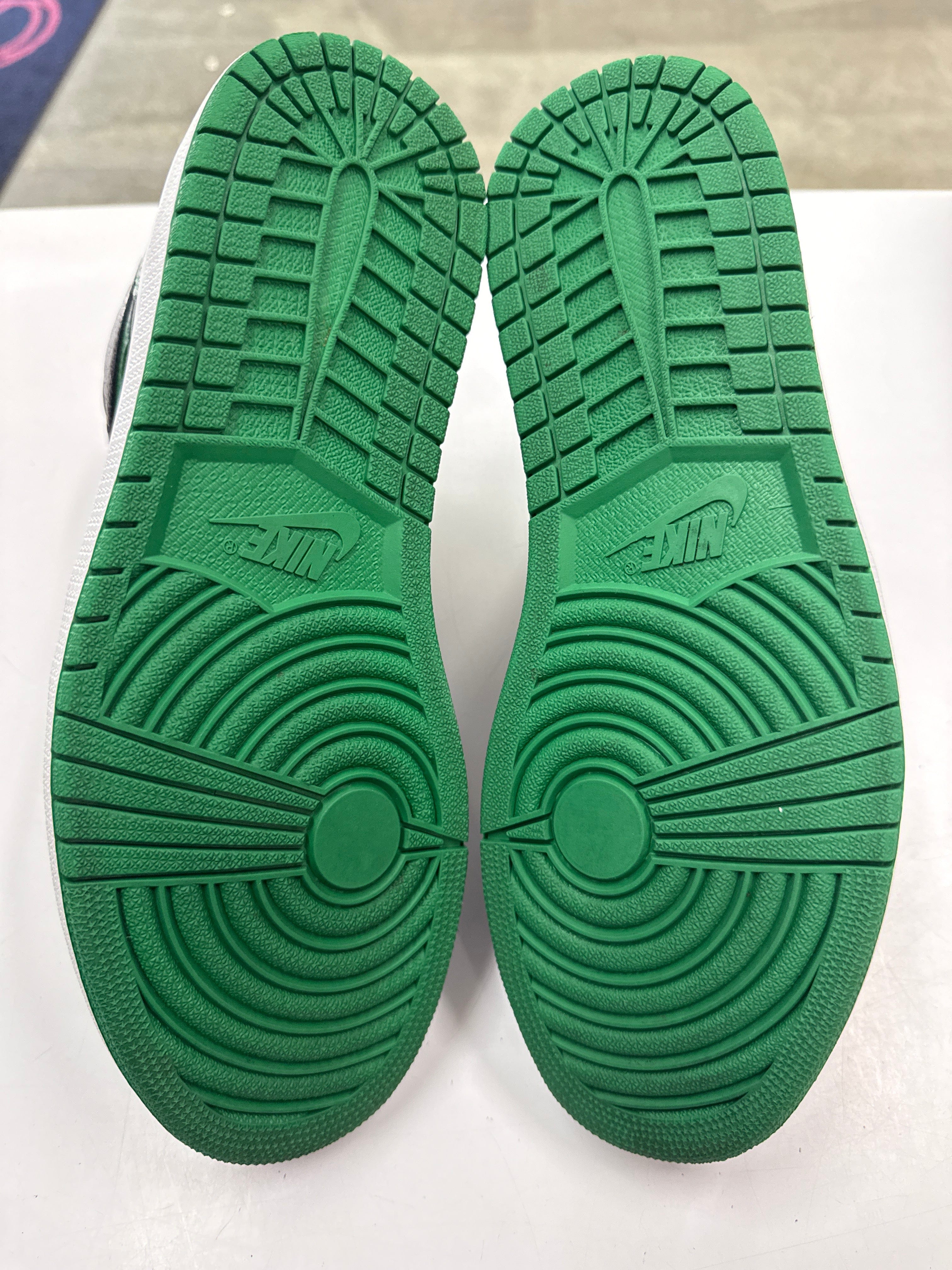 AIR JORDAN 1 HIGH PINE GREEN BLACK - SIZE 11 (WORN)