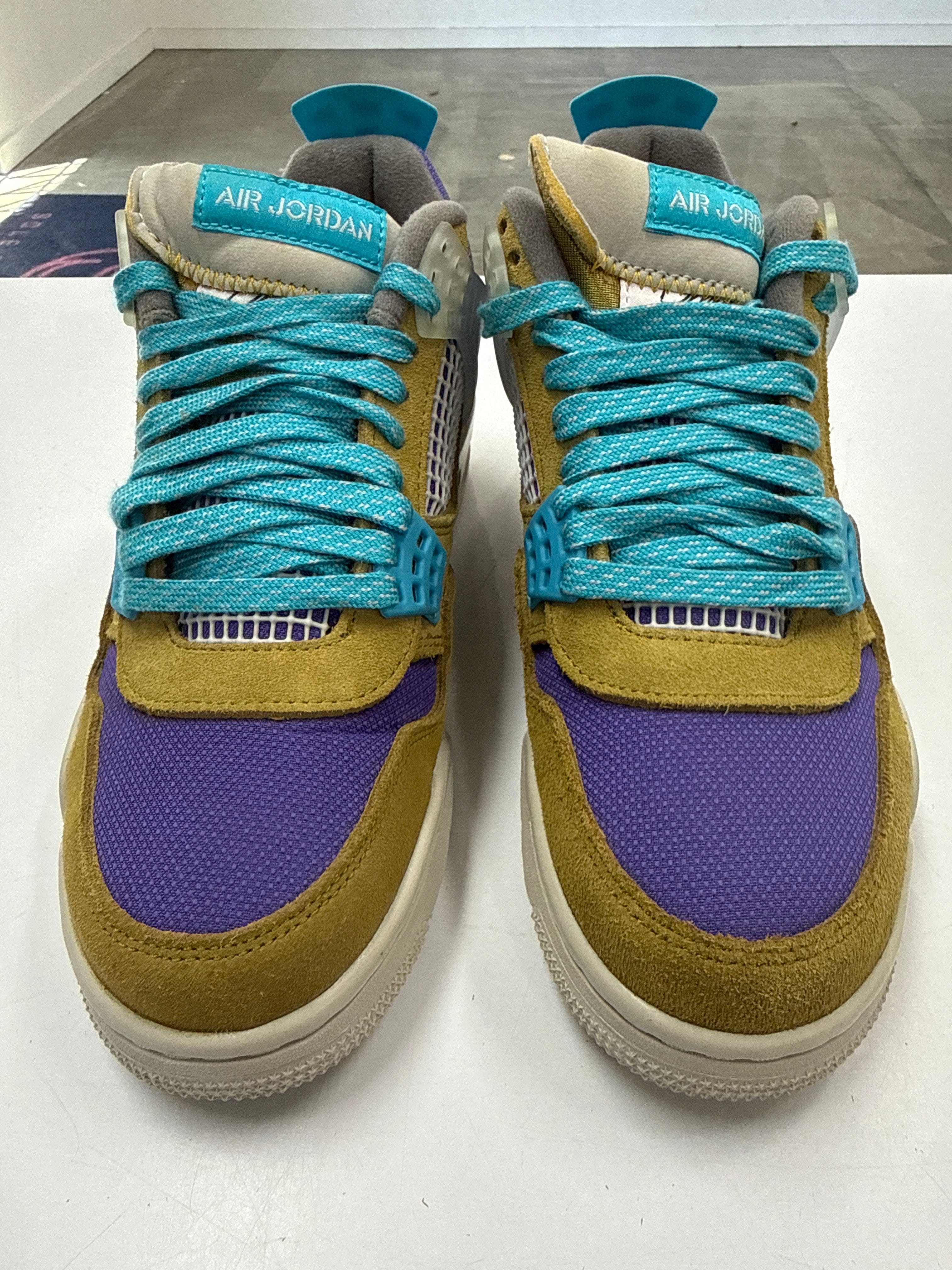 AIR JORDAN 4 DESERT MOSS - SIZE 8 (WORN) - SUPER CLEAN