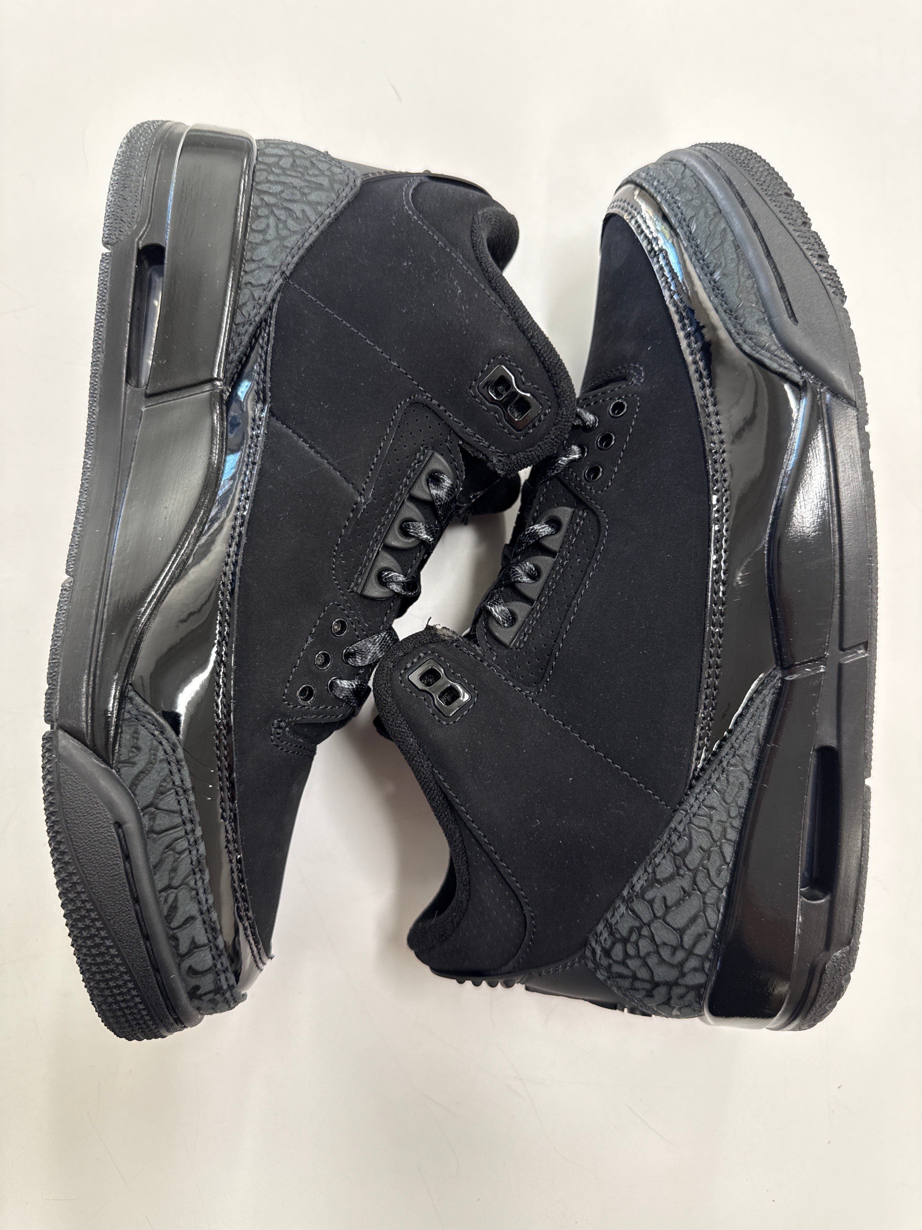 AIR JORDAN 3 BLACK CAT 2025 - SIZE 8 (WORN)