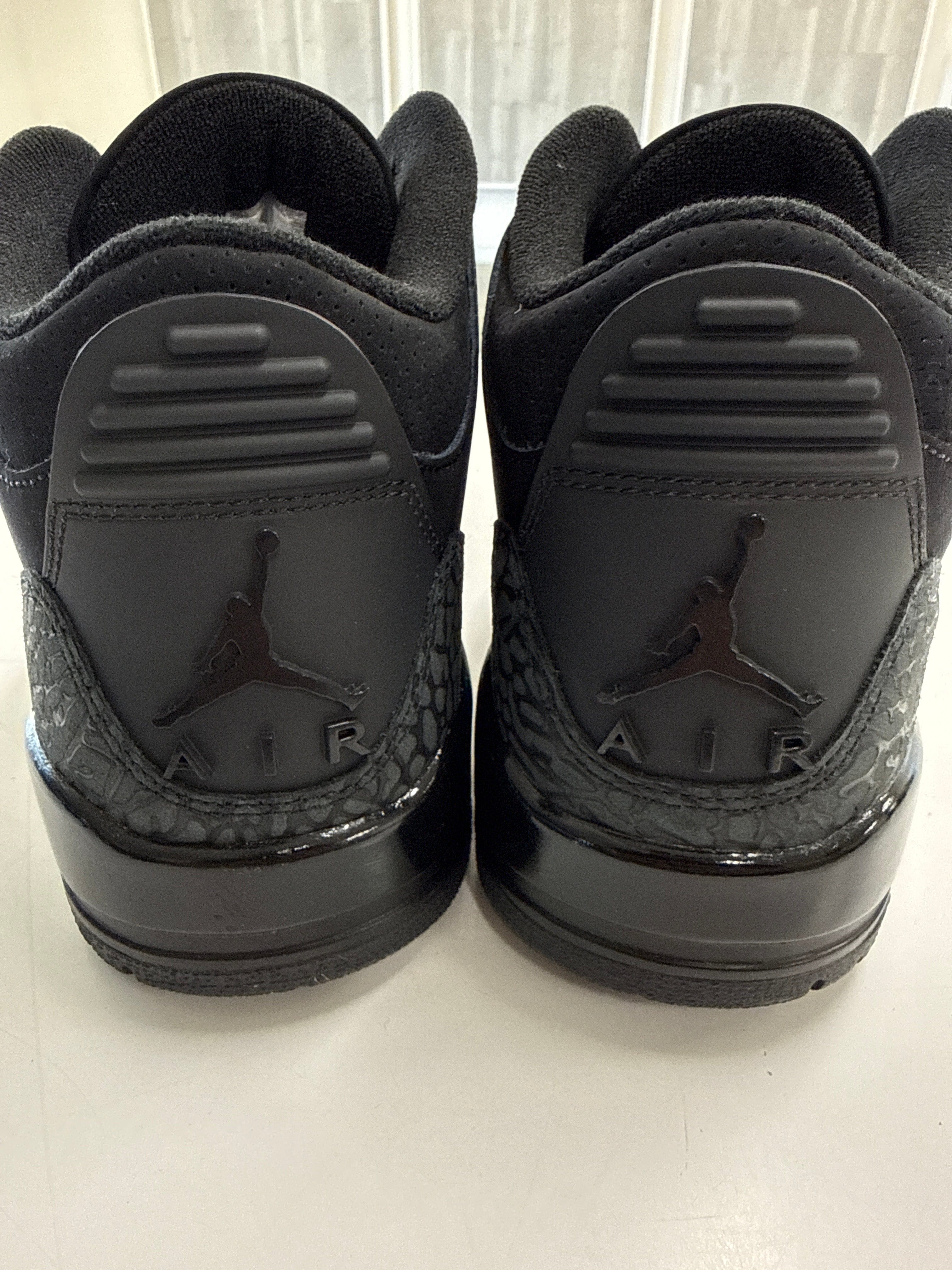 AIR JORDAN 3 BLACK CAT 2025 - SIZE 8 (WORN)