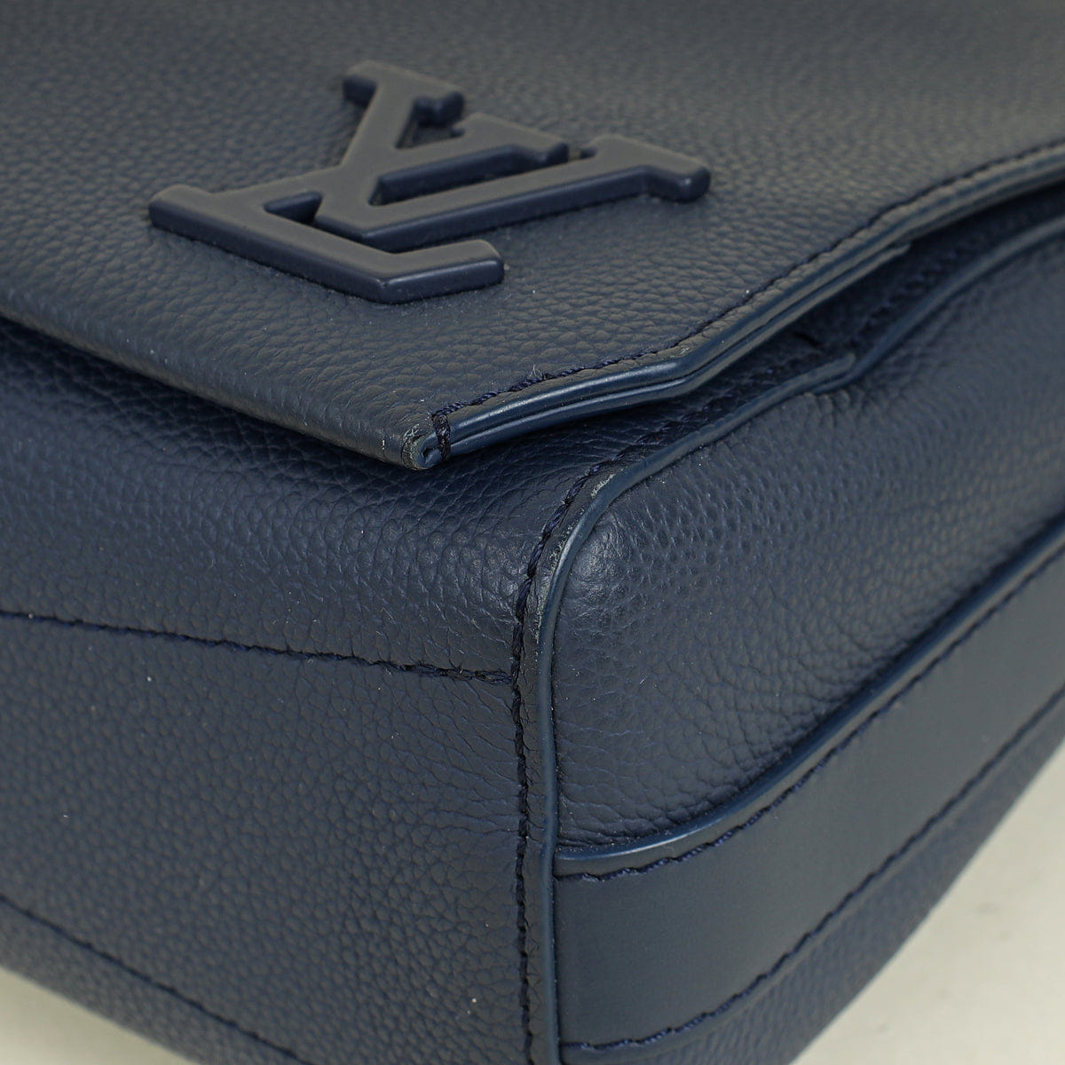 Louis Vuitton Navy Aerogram Takeoff Messenger Bag