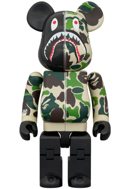 MEDICOM TOY BE@RBRICK × TRANSFORMERS OPTIMUS PRIME BAPE(R) CAMO SHARK 400%