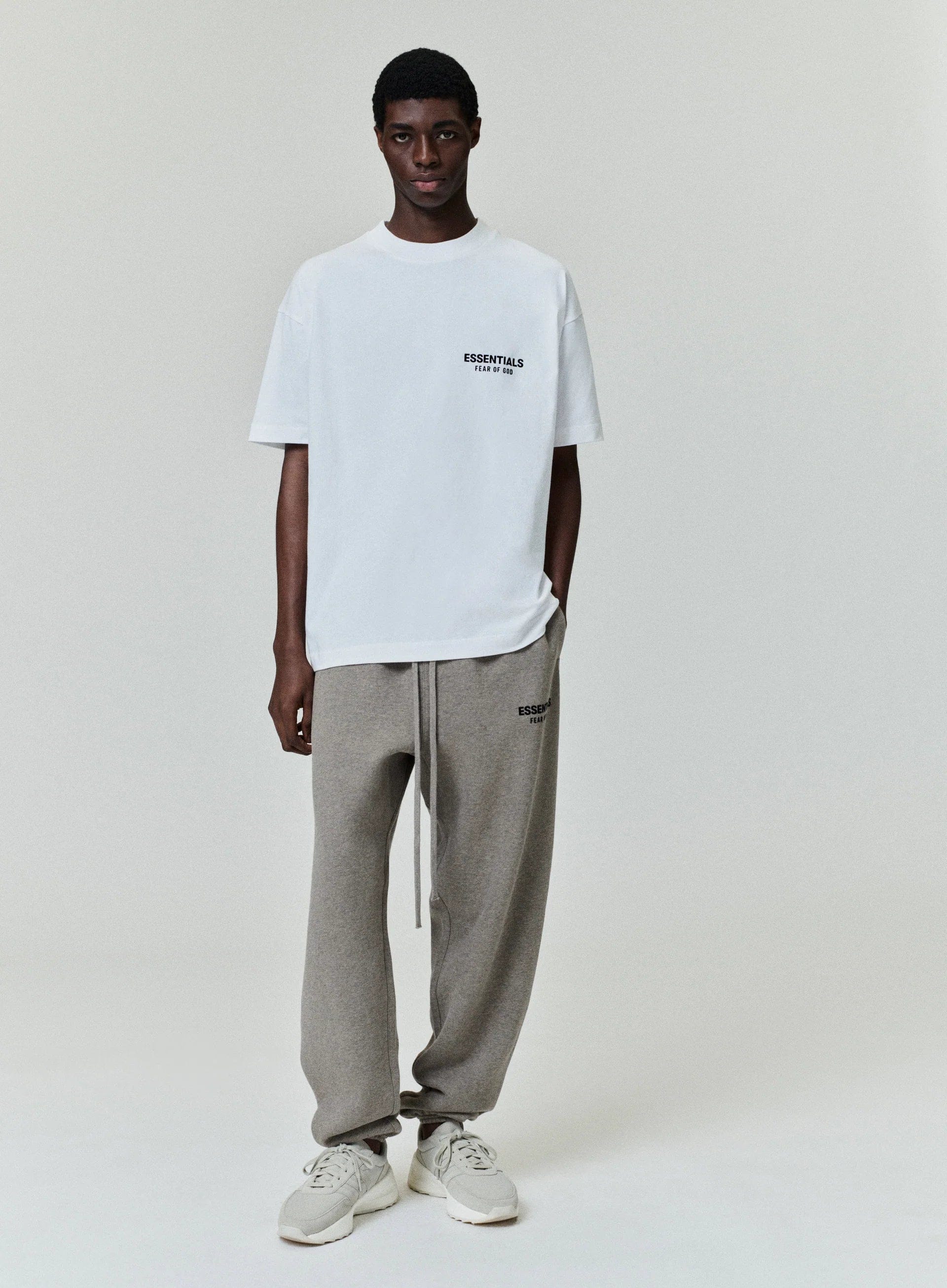 FEAR OF GOD ESSENTIALS Classic S/S T-Shirt - Bright White (SS25)