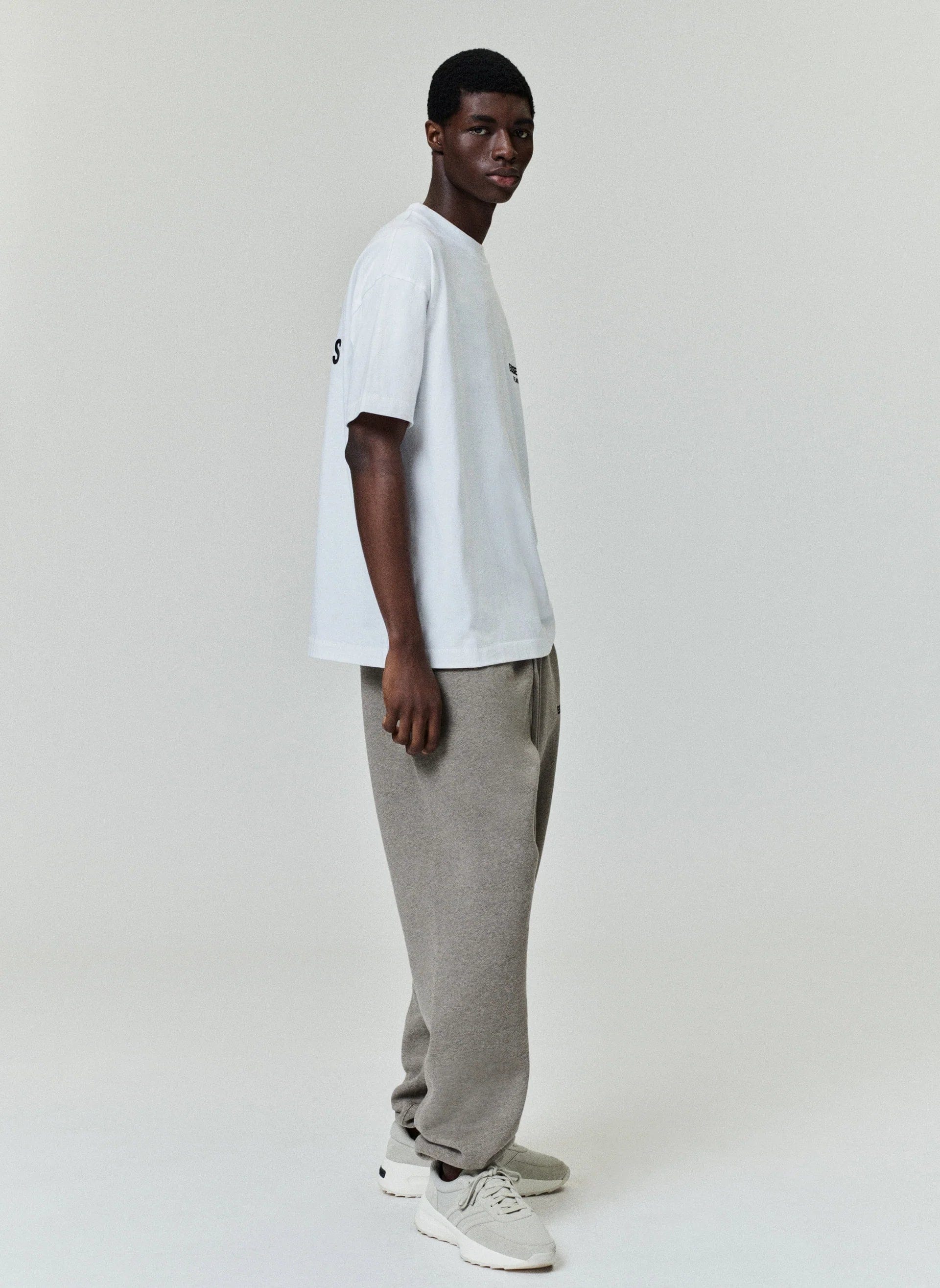 FEAR OF GOD ESSENTIALS Classic S/S T-Shirt - Bright White (SS25)