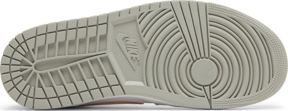 Nike Air Jordan 1 Mid SE 'Light Iron Ore' (Women's)