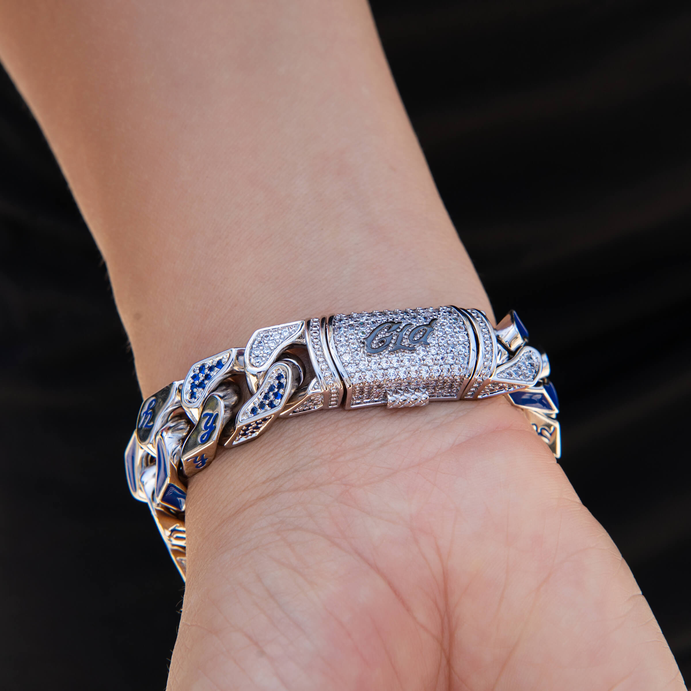 GLD Women New York Yankees Official MLB Stealth Cuban Bracelet in White Gold