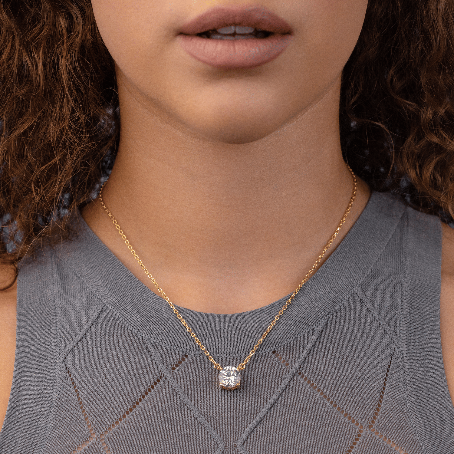 GLD PROMO - WOMEN Floating Gemstone Necklace
