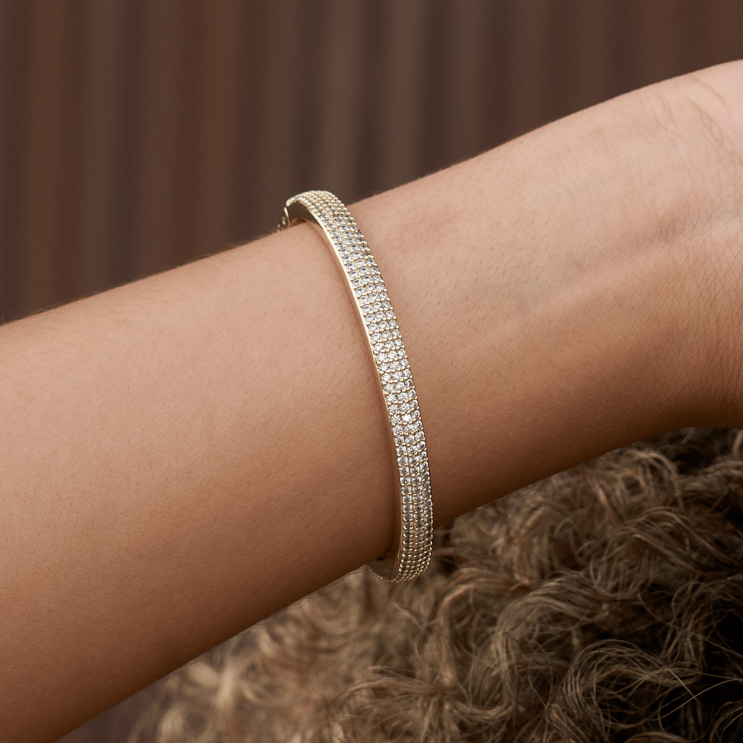 GLD PROMO - WOMEN Slim Edge Pave Hinge Bracelet