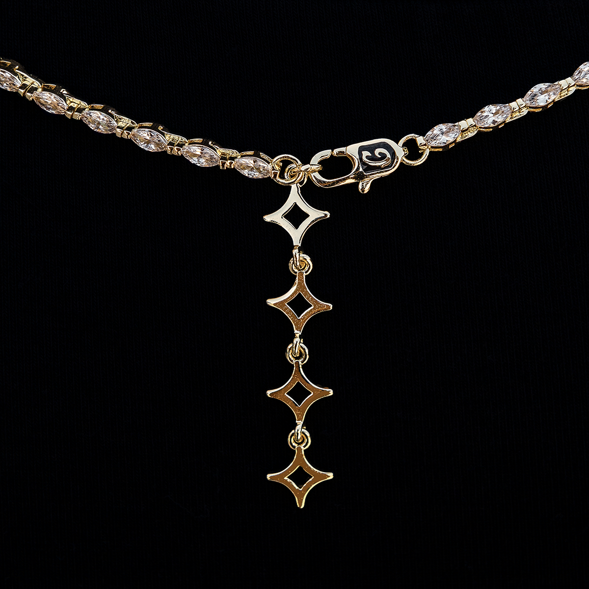 GLD PROMO - WOMEN Diamond Marquise Stone Lariat Necklace in Yellow Gold