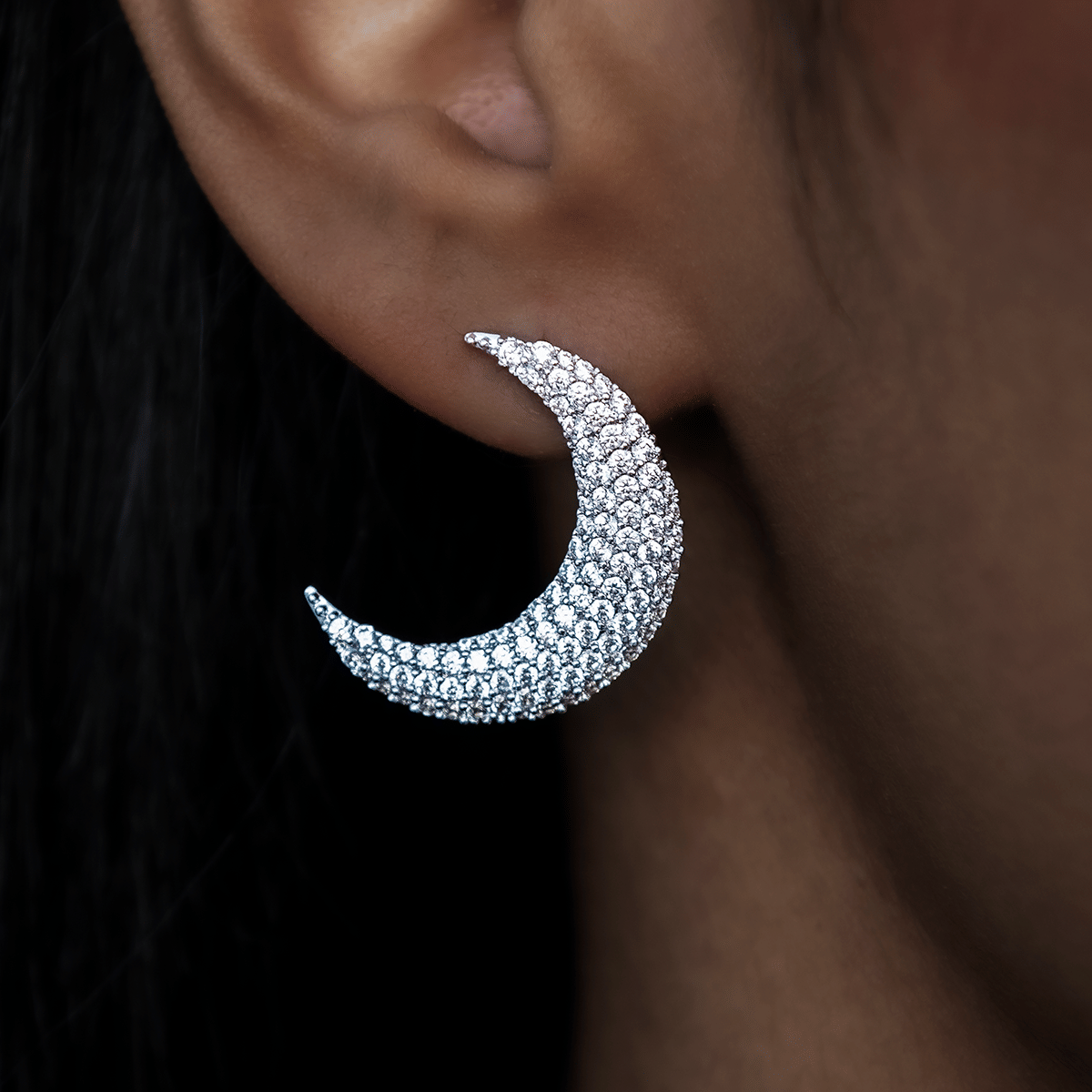 GLD PROMO - WOMEN Diamond Pave Crescent Stud Earrings
