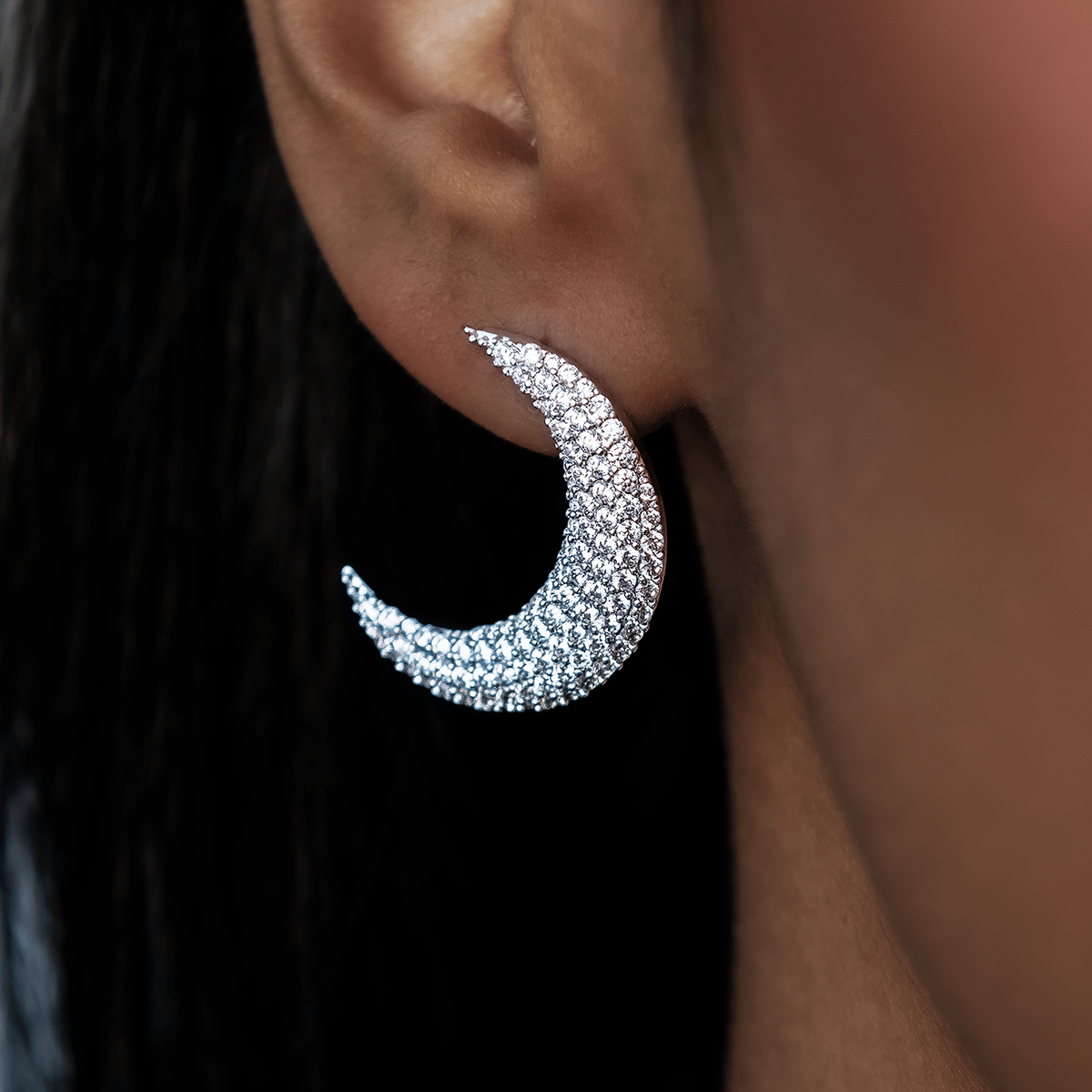 GLD PROMO - WOMEN Diamond Pave Crescent Stud Earrings