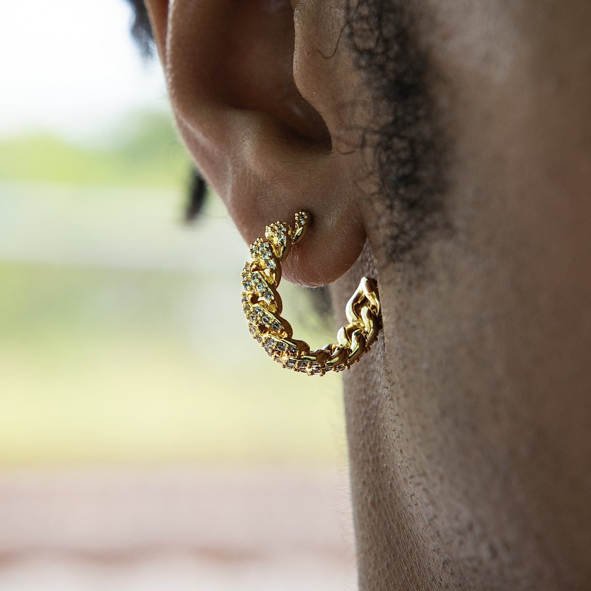 GLD Men Huggie Diamond Prong Hoop Earrings in Yellow Gold