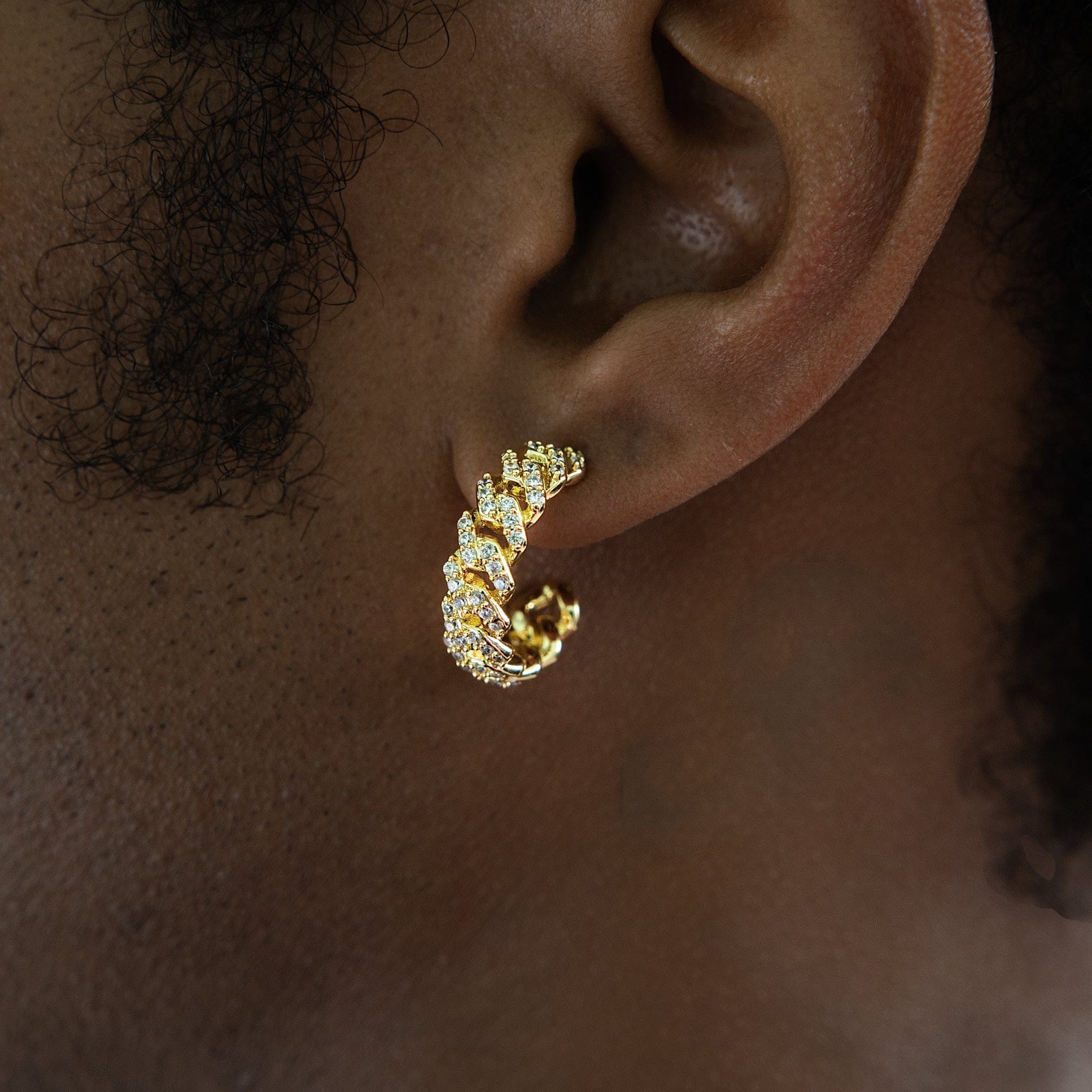 GLD Men Huggie Diamond Prong Hoop Earrings in Yellow Gold