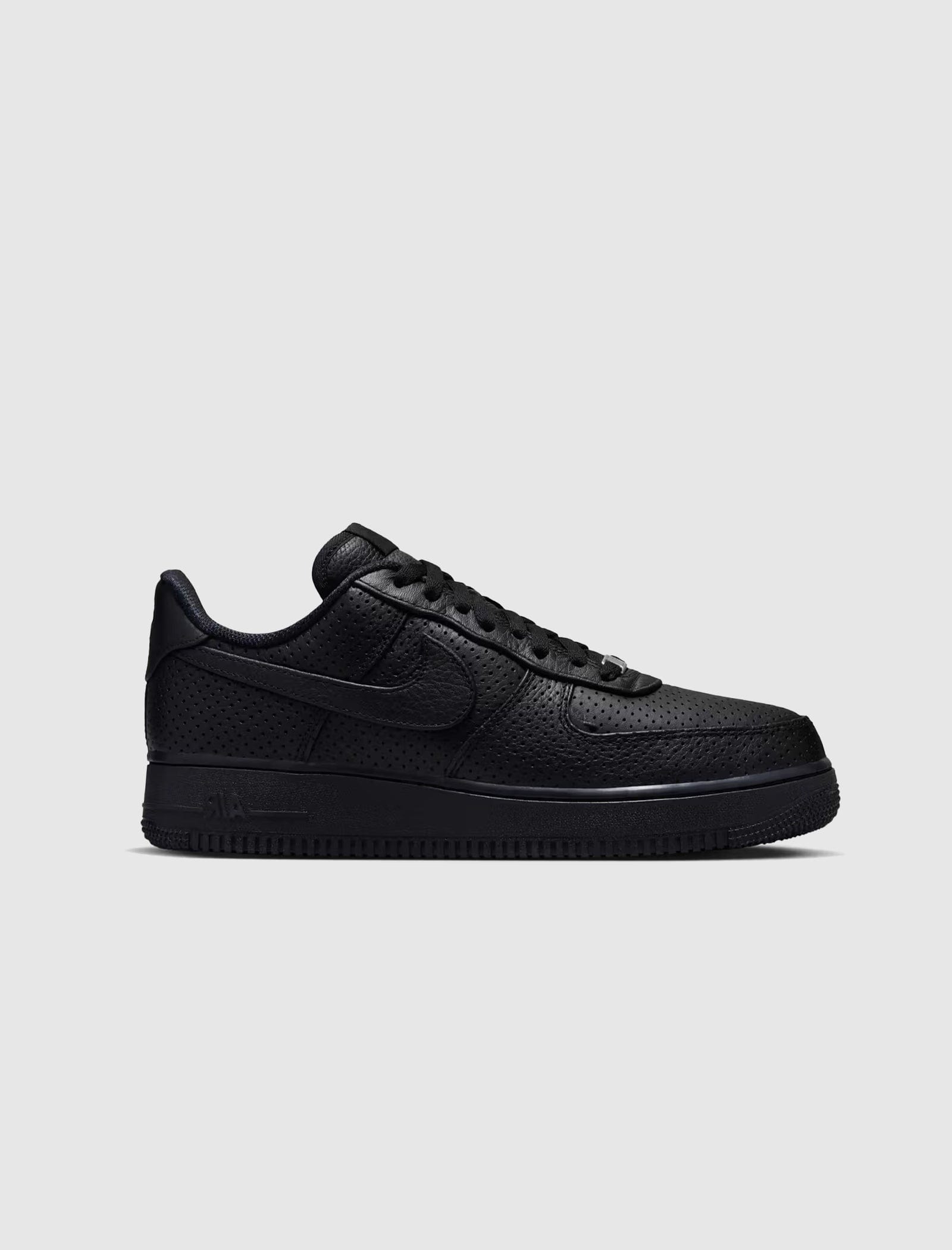 Nike AIR FORCE ONE LOW SP "PERFORATED BLACK"
