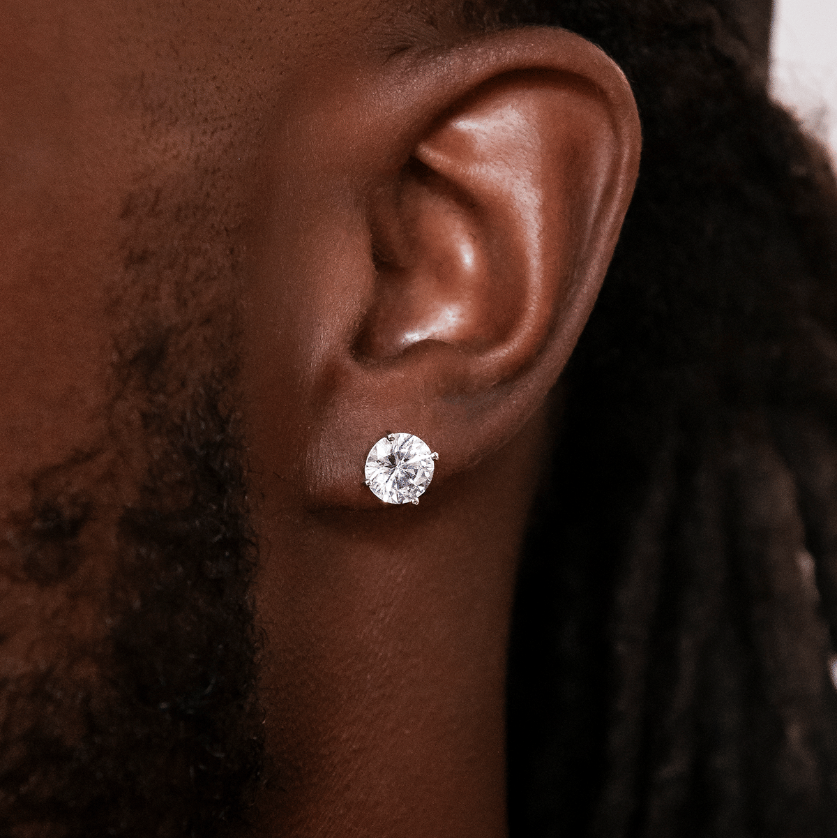 GLD Men 7mm Round Cut Diamond Stud Earrings in White Gold
