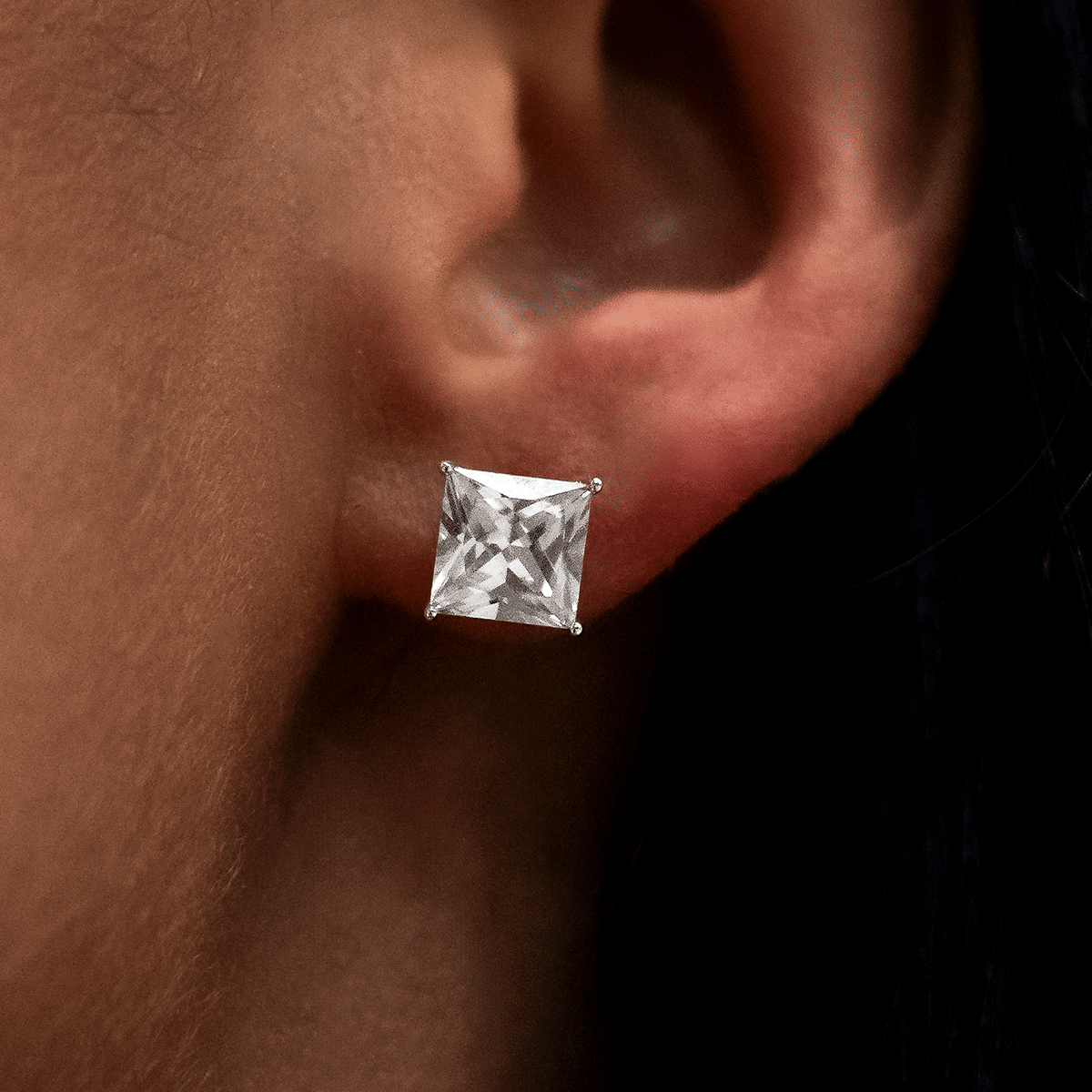 GLD Women 7mm Princess Cut Diamond Stud Earrings in White Gold