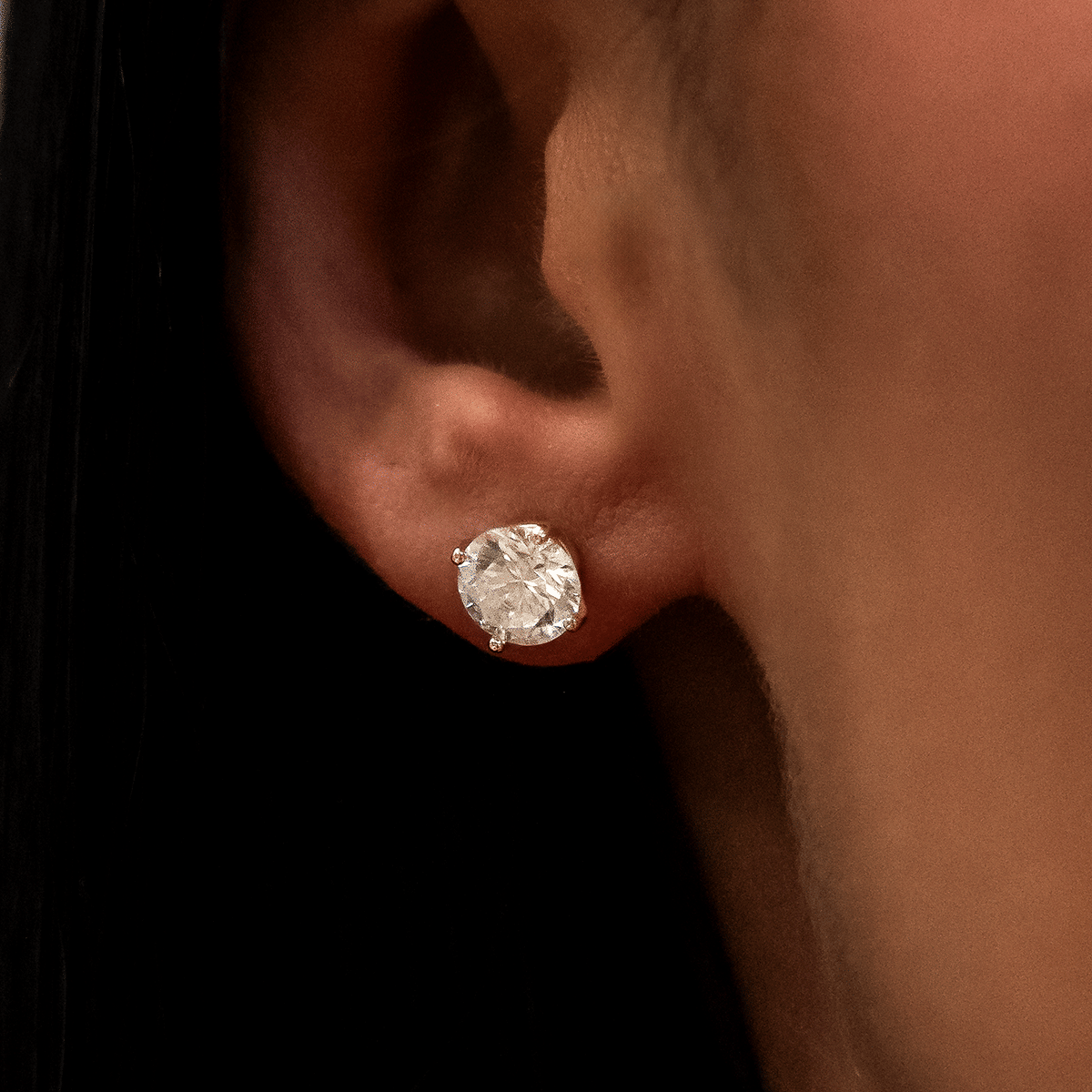 GLD Women 7mm Round Cut Diamond Stud Earrings in Yellow Gold