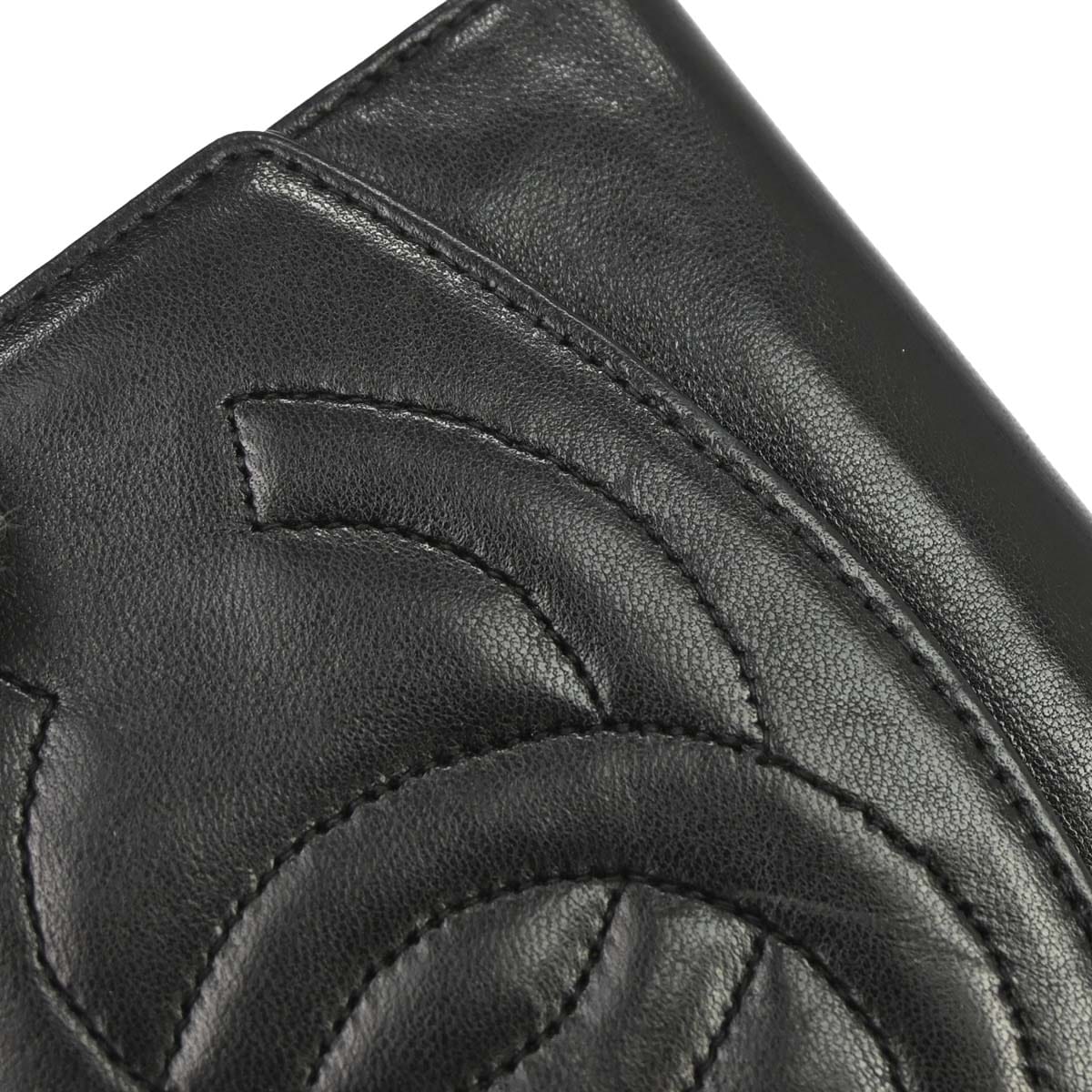 Chanel 1997-1999 Black Lambskin Bifold Wallet