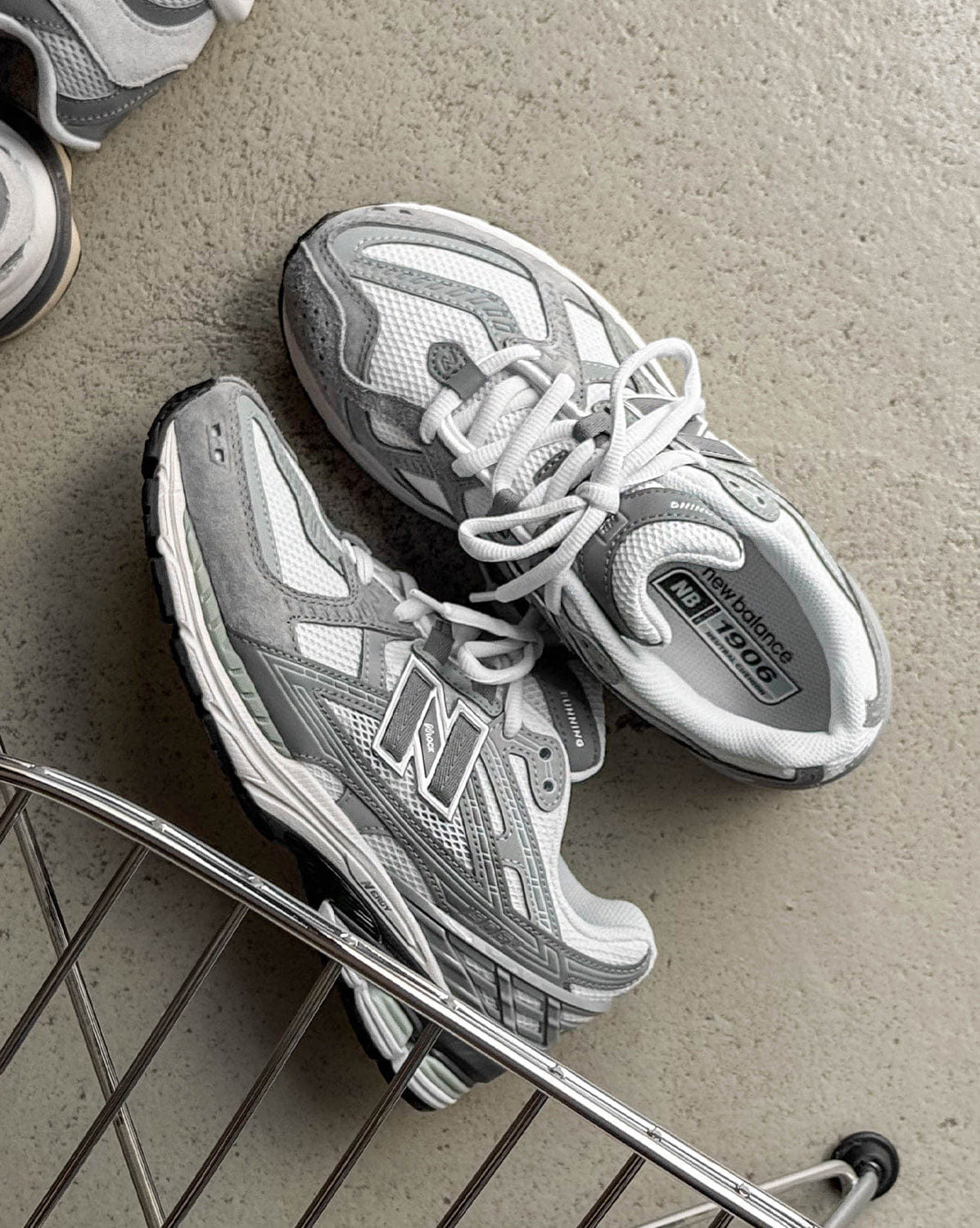New Balance 1906U