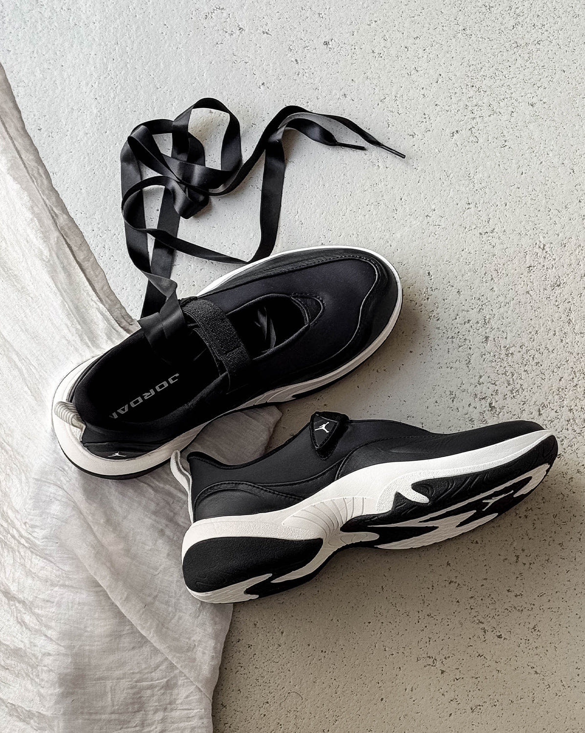Air Jordan Nike Wmns Jordan Pointe