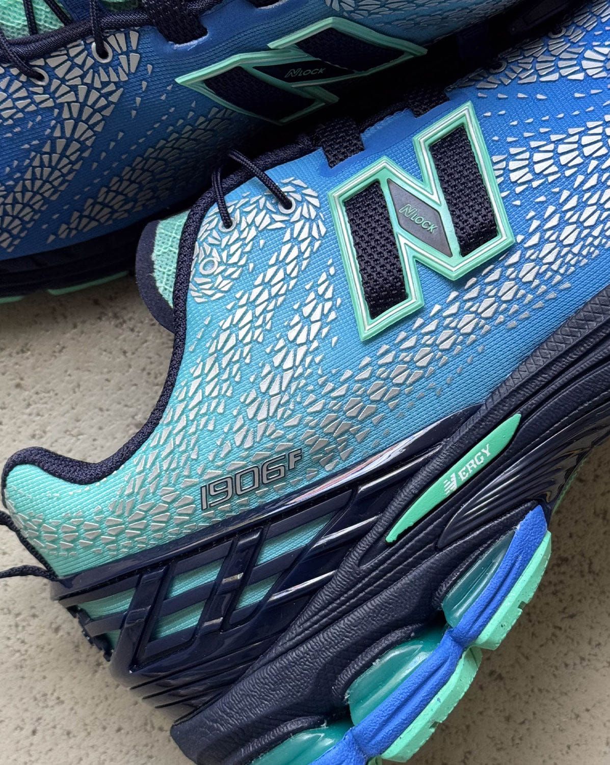 New Balance 1906F