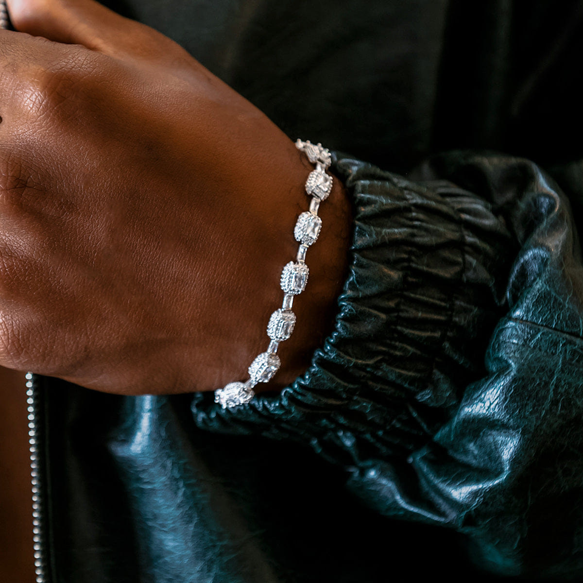 GLD PROMO Diamond Cushion Cut Bracelet