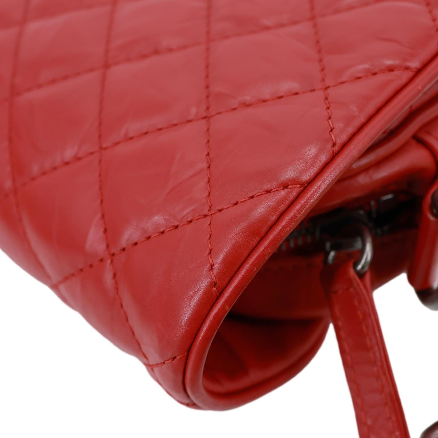 CHANEL Casual Rock Airlines Flap Quilted Crumpled Calfskin Leather Shoulder Bag Red