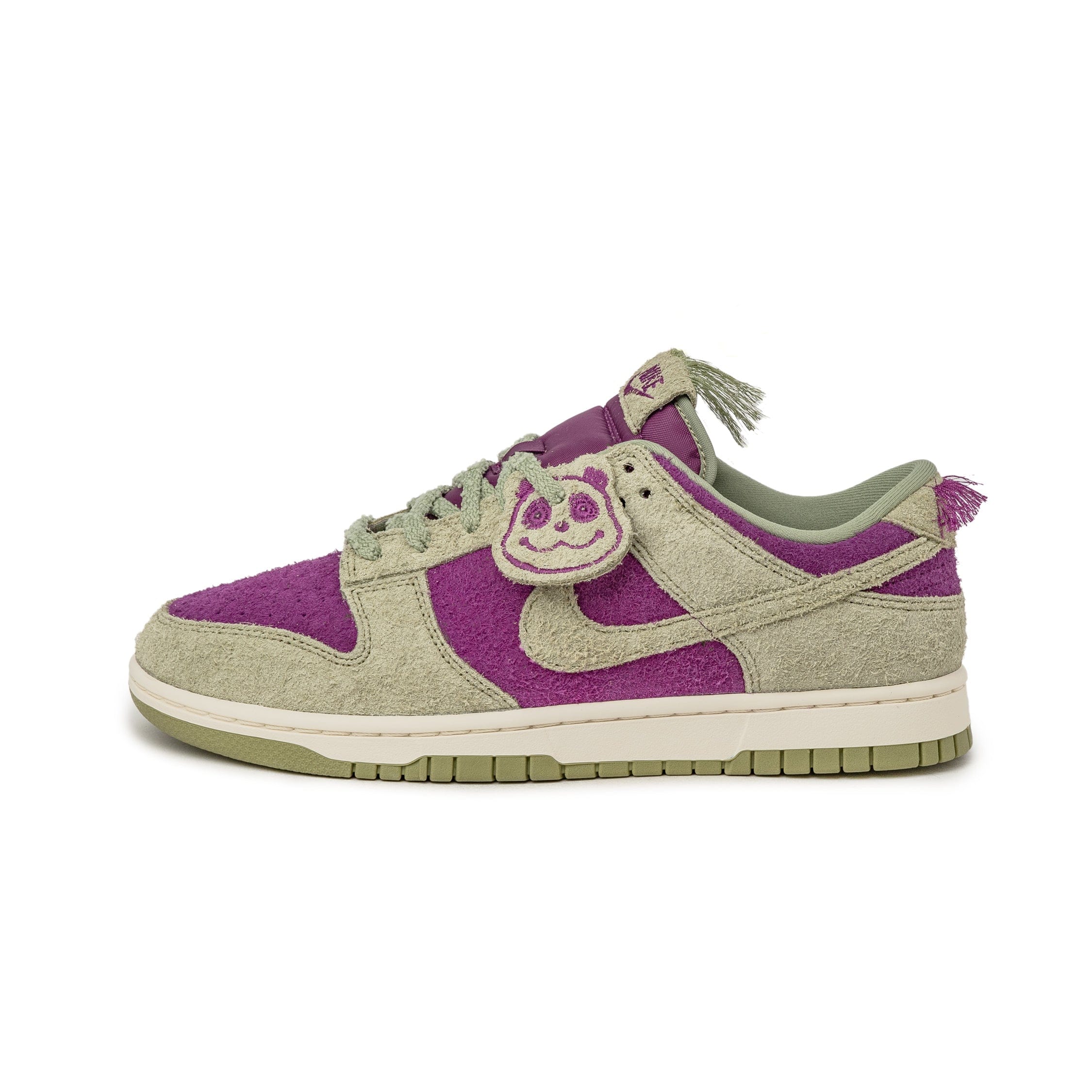 Nike Dunk Low Retro SE *Panda*