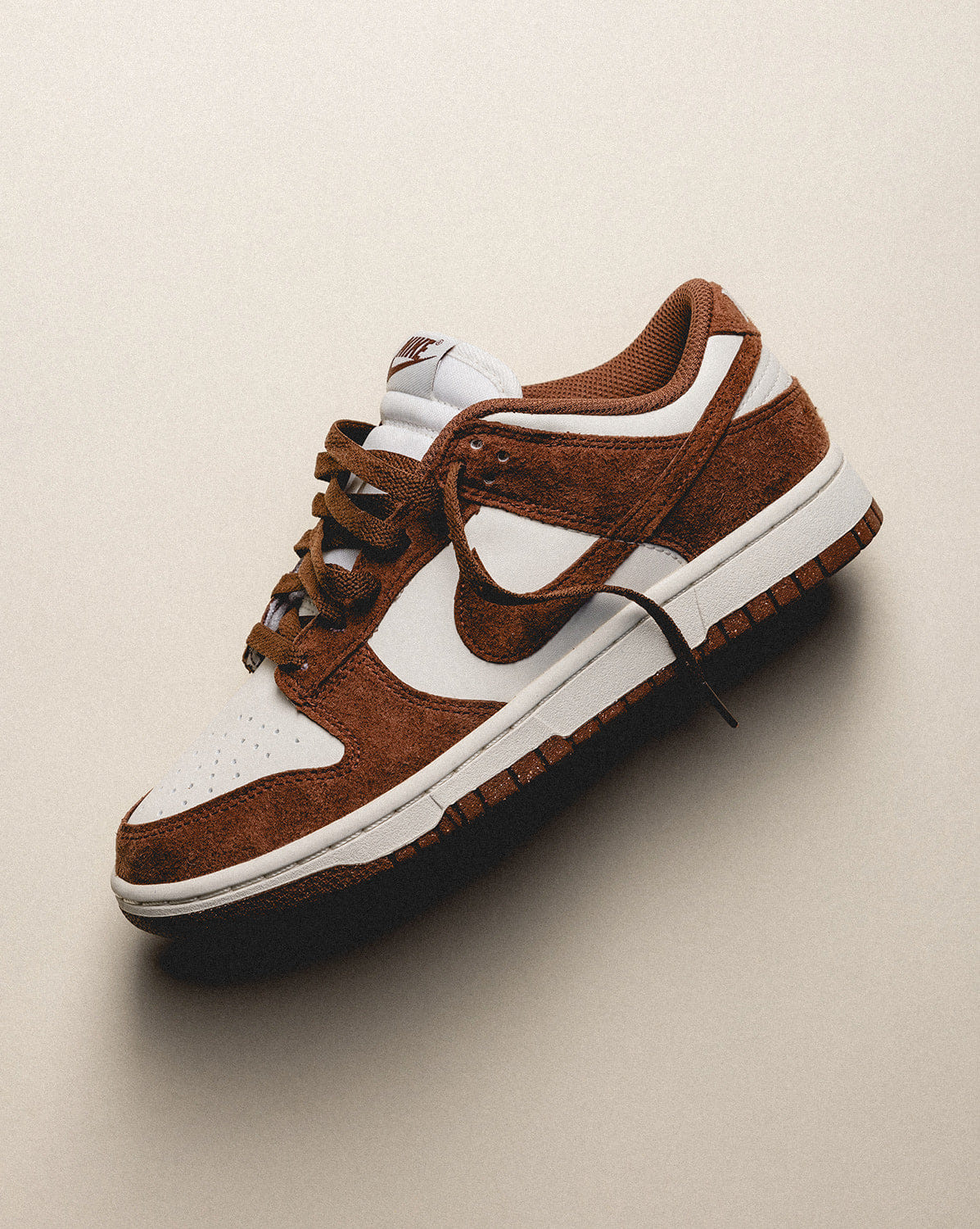 Nike Wmns Dunk Low Premium
