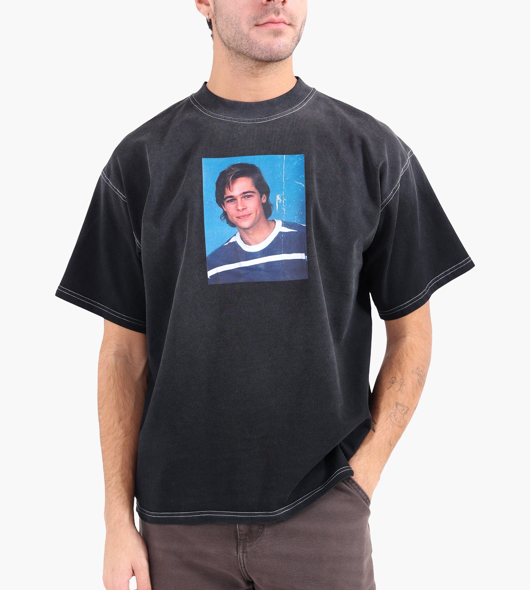 Service Area Brad T-Shirt Faded Black