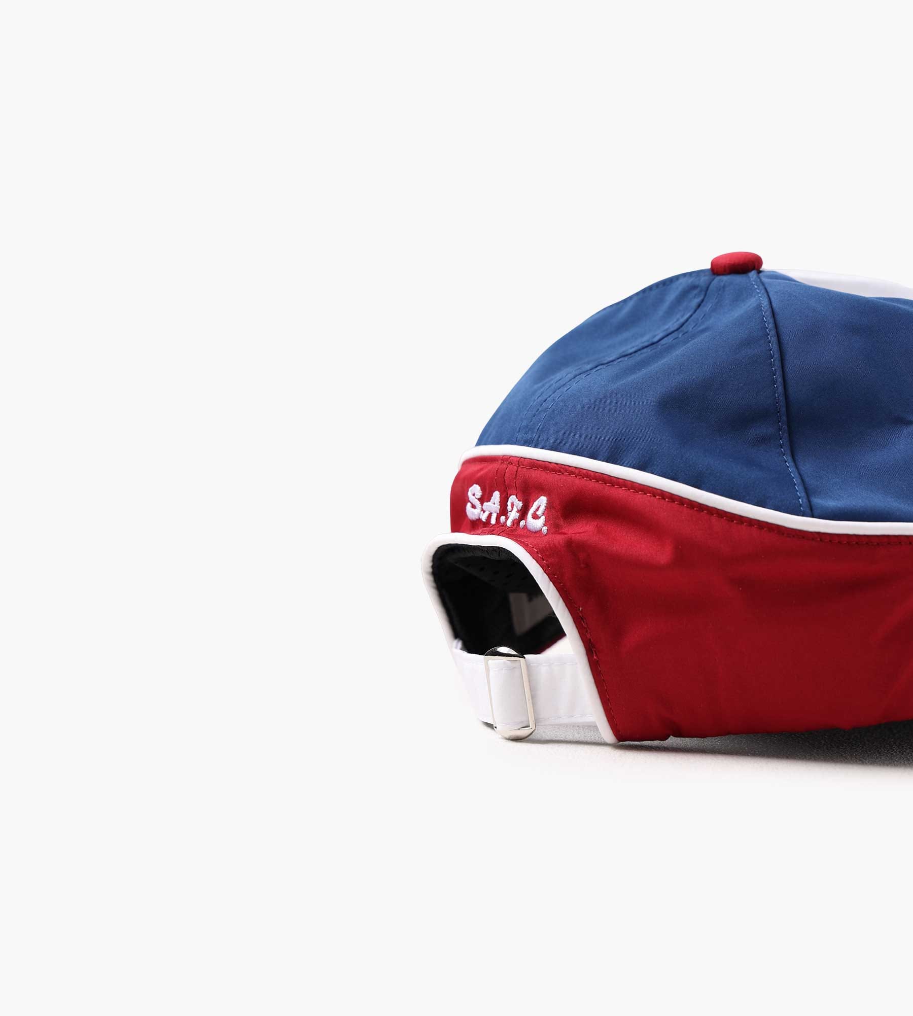 Service Area USA 94 Cap White