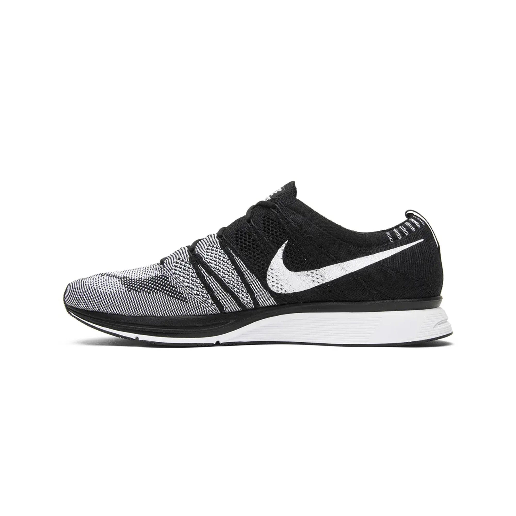Nike Flyknit Trainer 'Oreo' (2018)