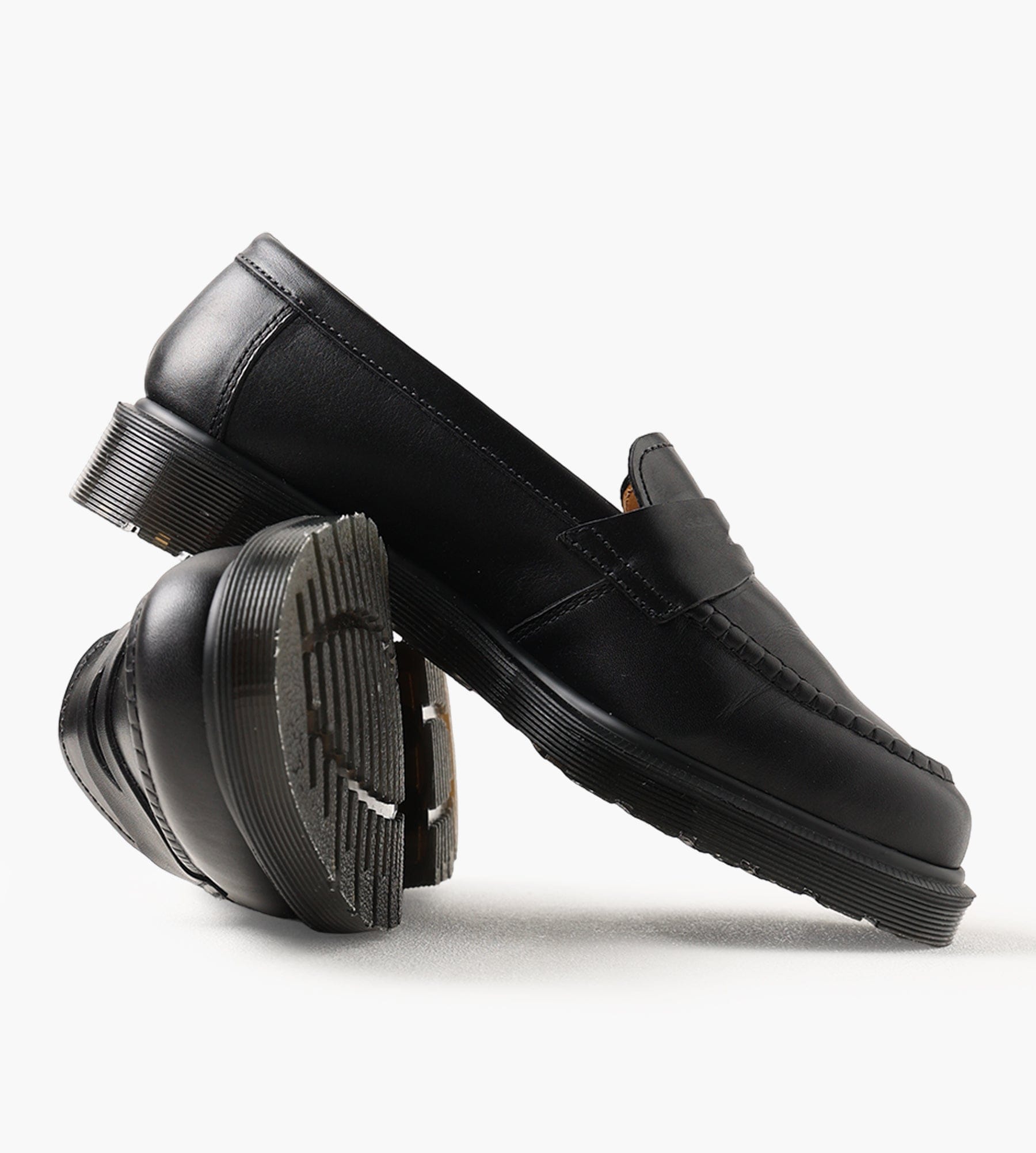 Dr. Martens Delapre Penny Loafer Black Classic Calf