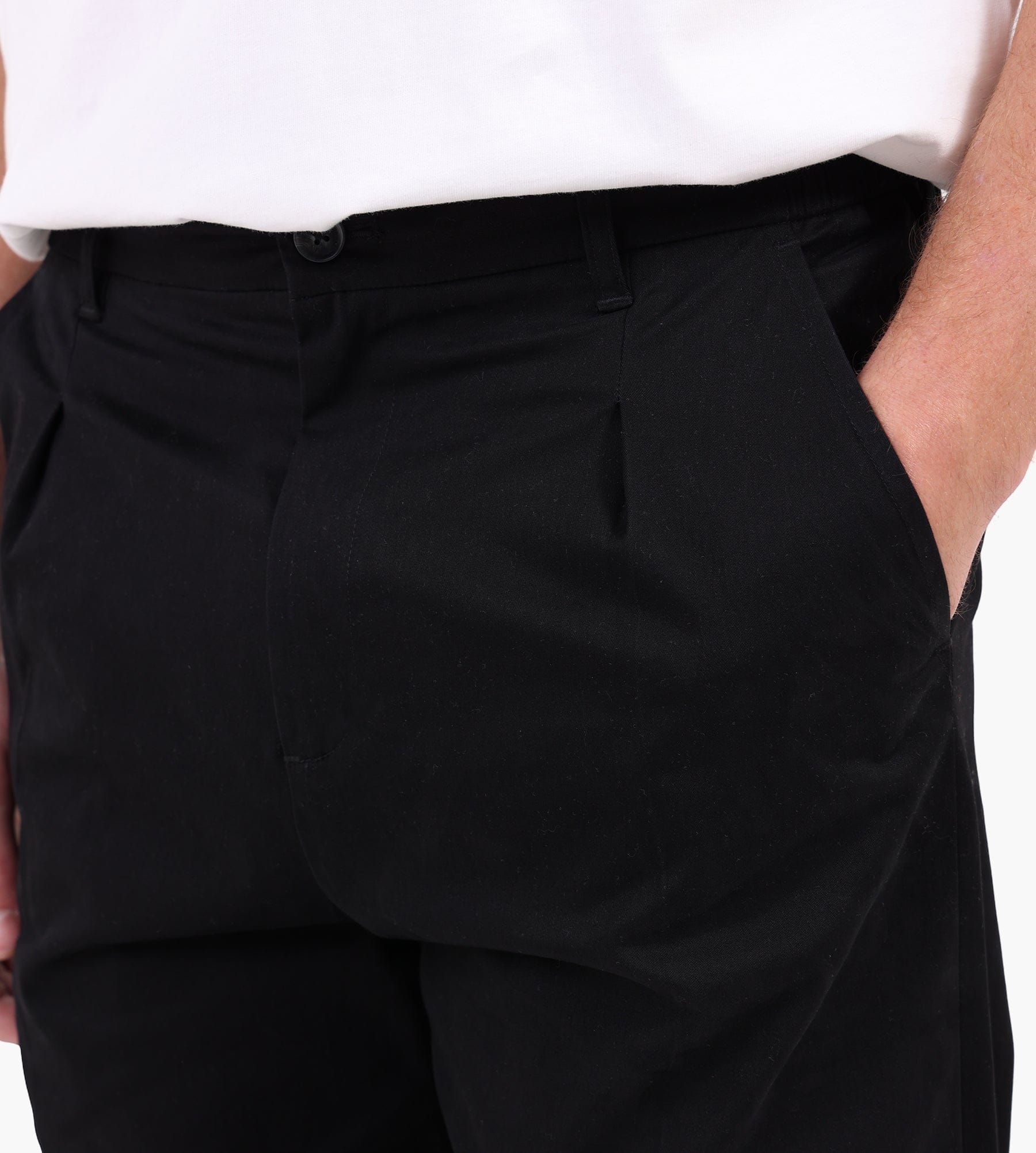 OLAF Regulart Pleated Pant Black