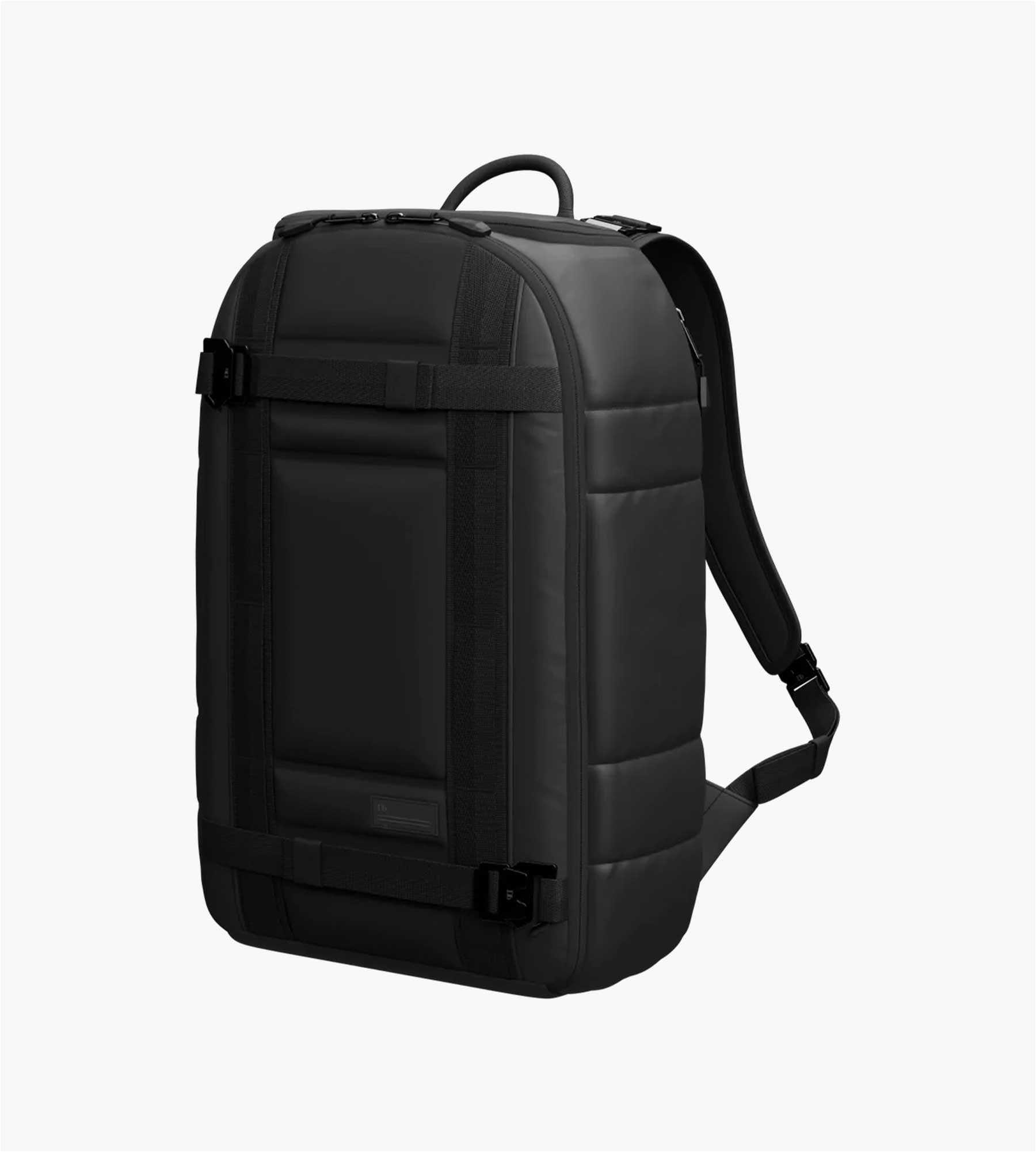 D__b__™ The Ramverk 21L Backpack Black Out