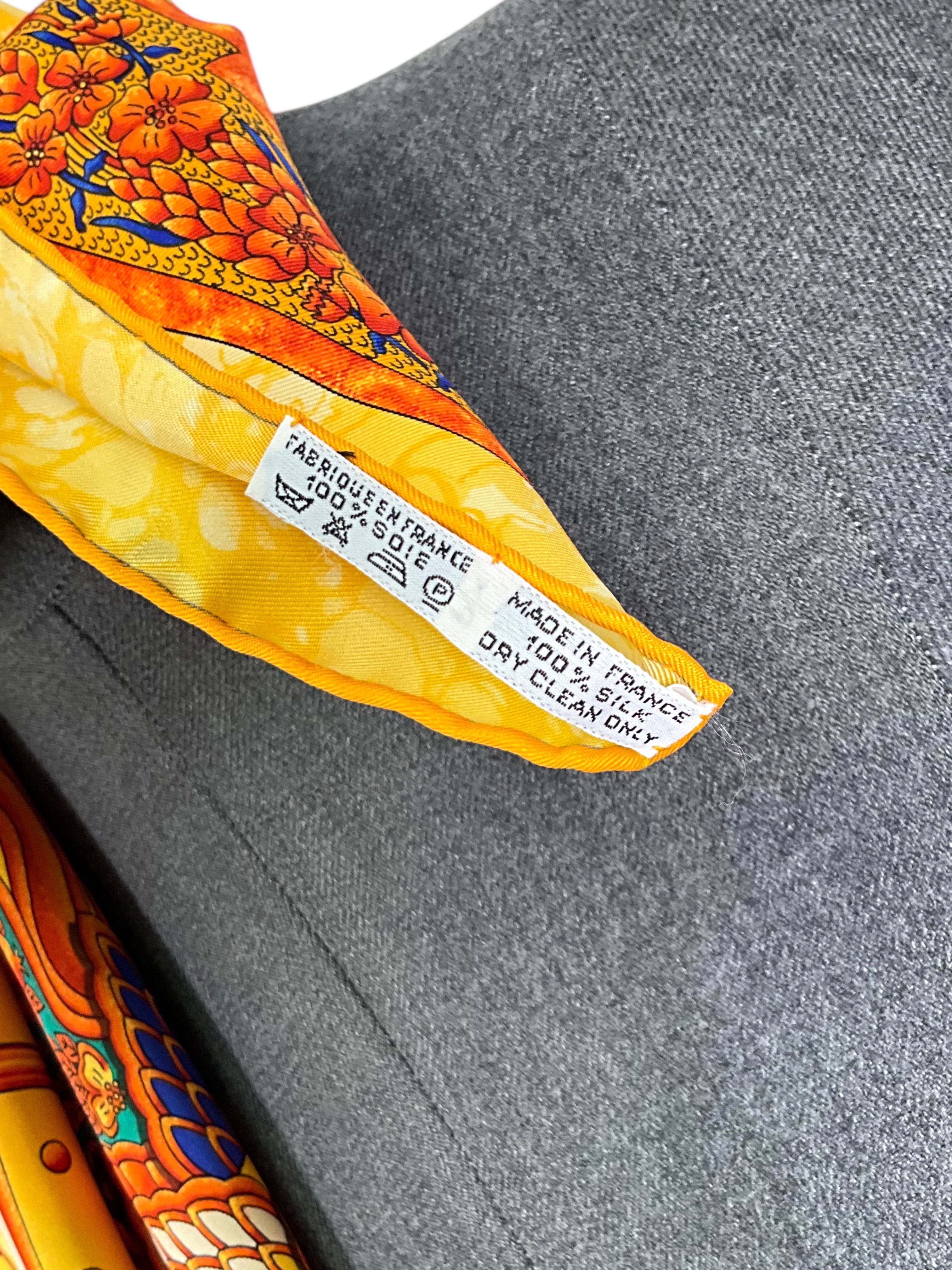 HERMES Carpe Diem Silk Scarf 90