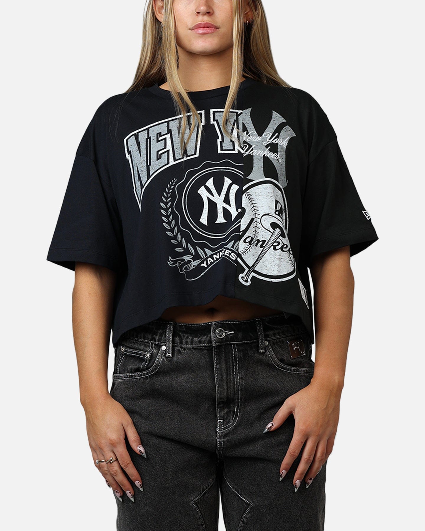 New Era Women's New York Yankees Team Split T-Shirt Navy/Black