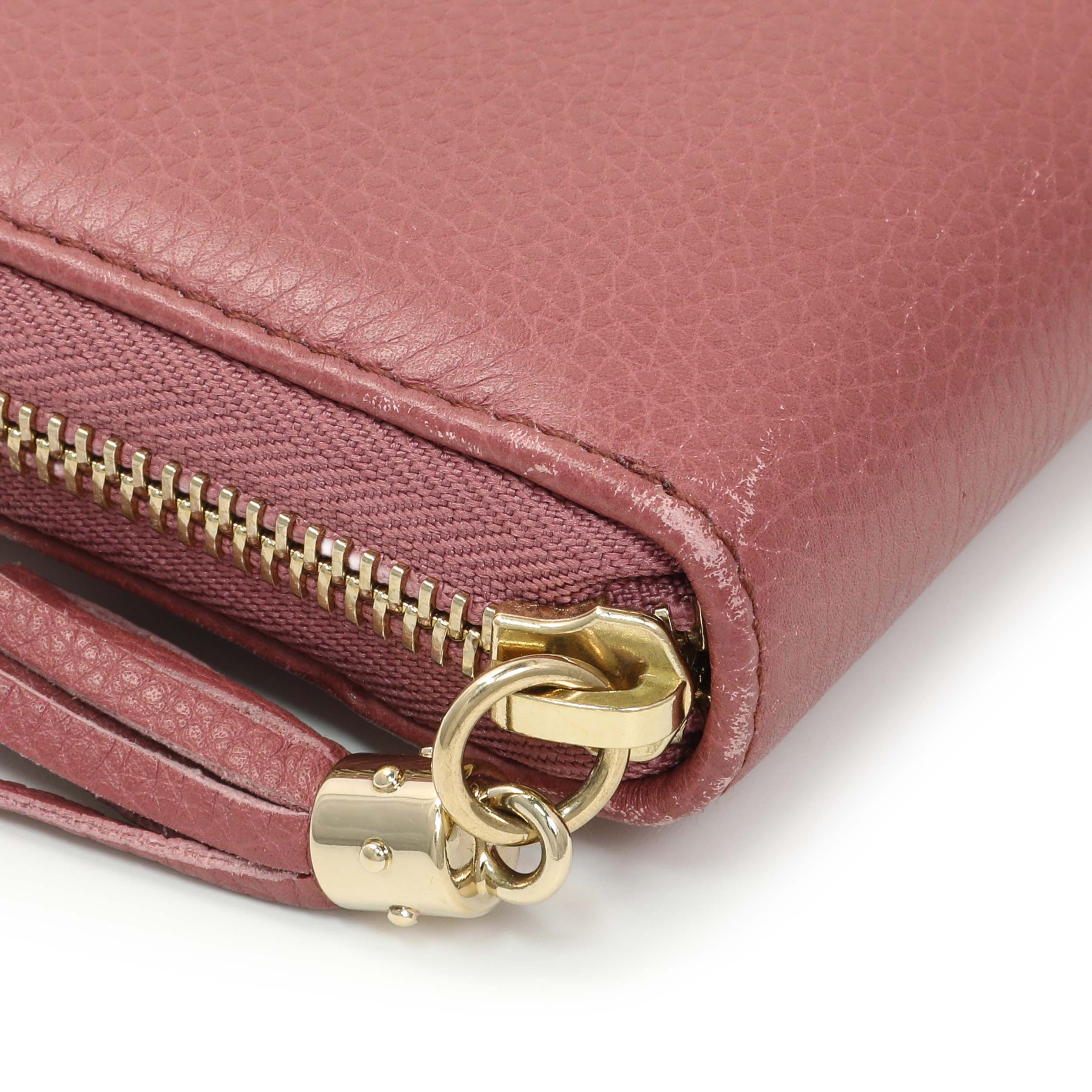 Gucci Rose Pebbled Calfskin Soho Zip Around Wallet