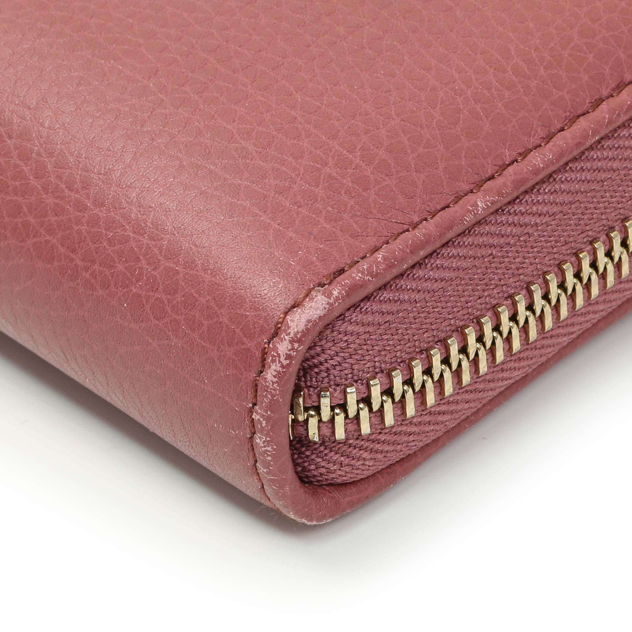 Gucci Rose Pebbled Calfskin Soho Zip Around Wallet