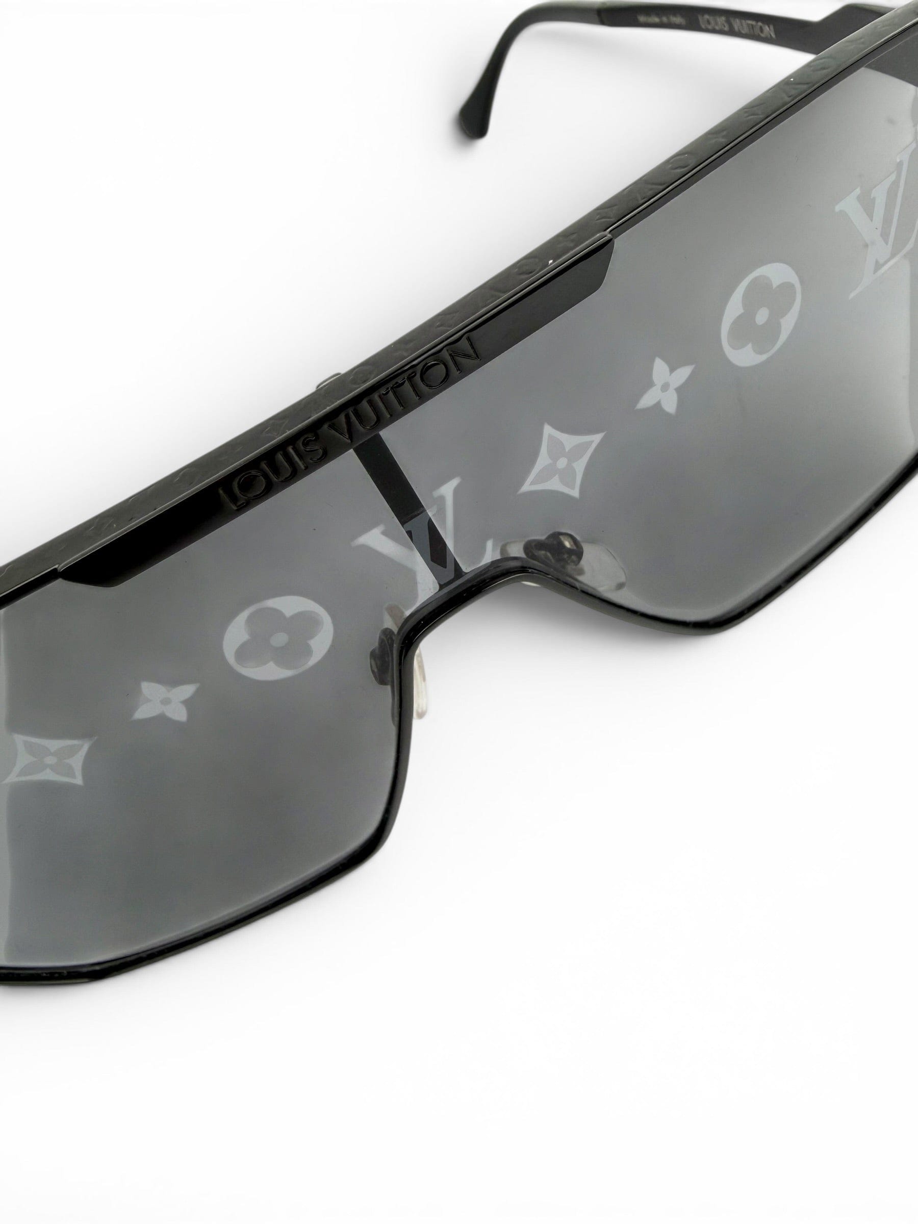 Louis Vuitton LV Sky Mask Sunglasses W/ Case